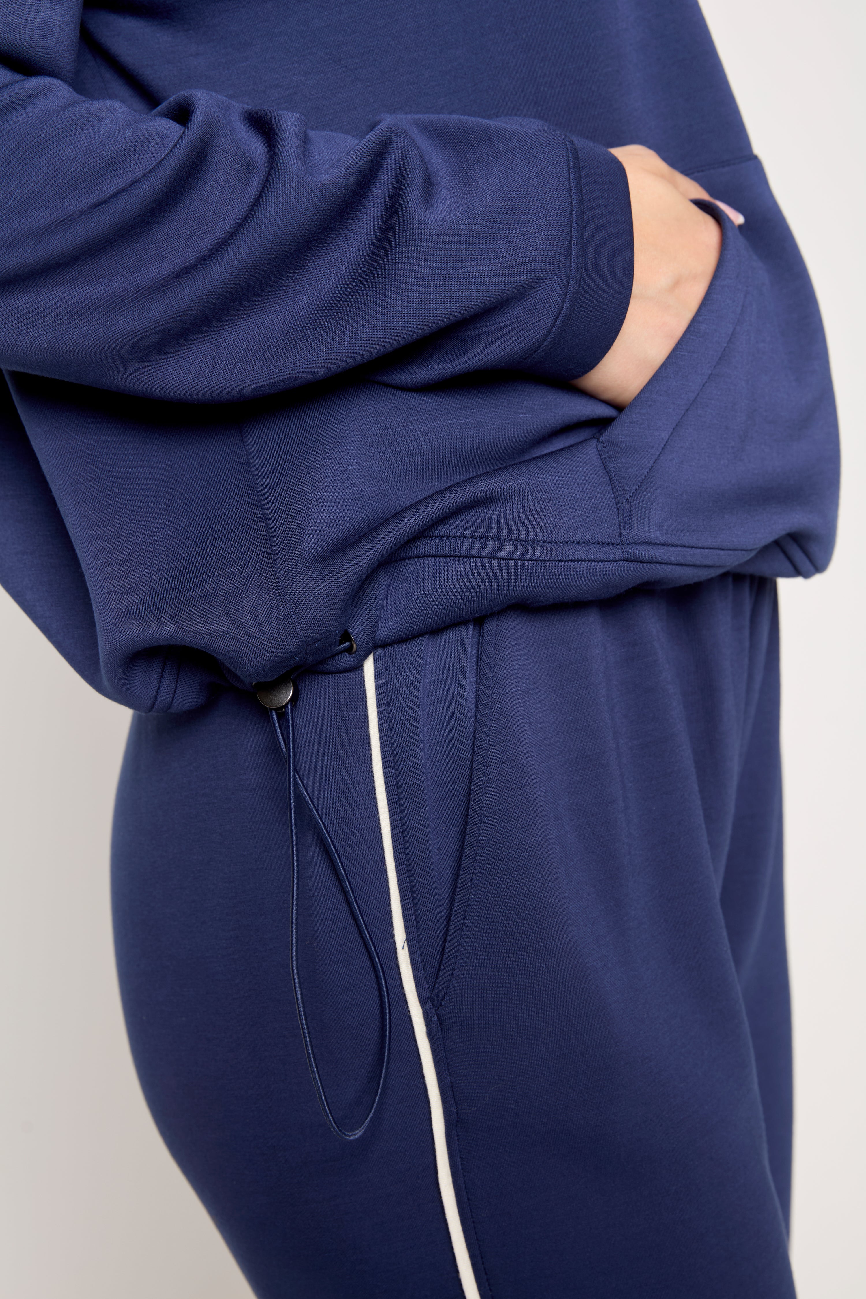 Scuba Half Zip Pull Over