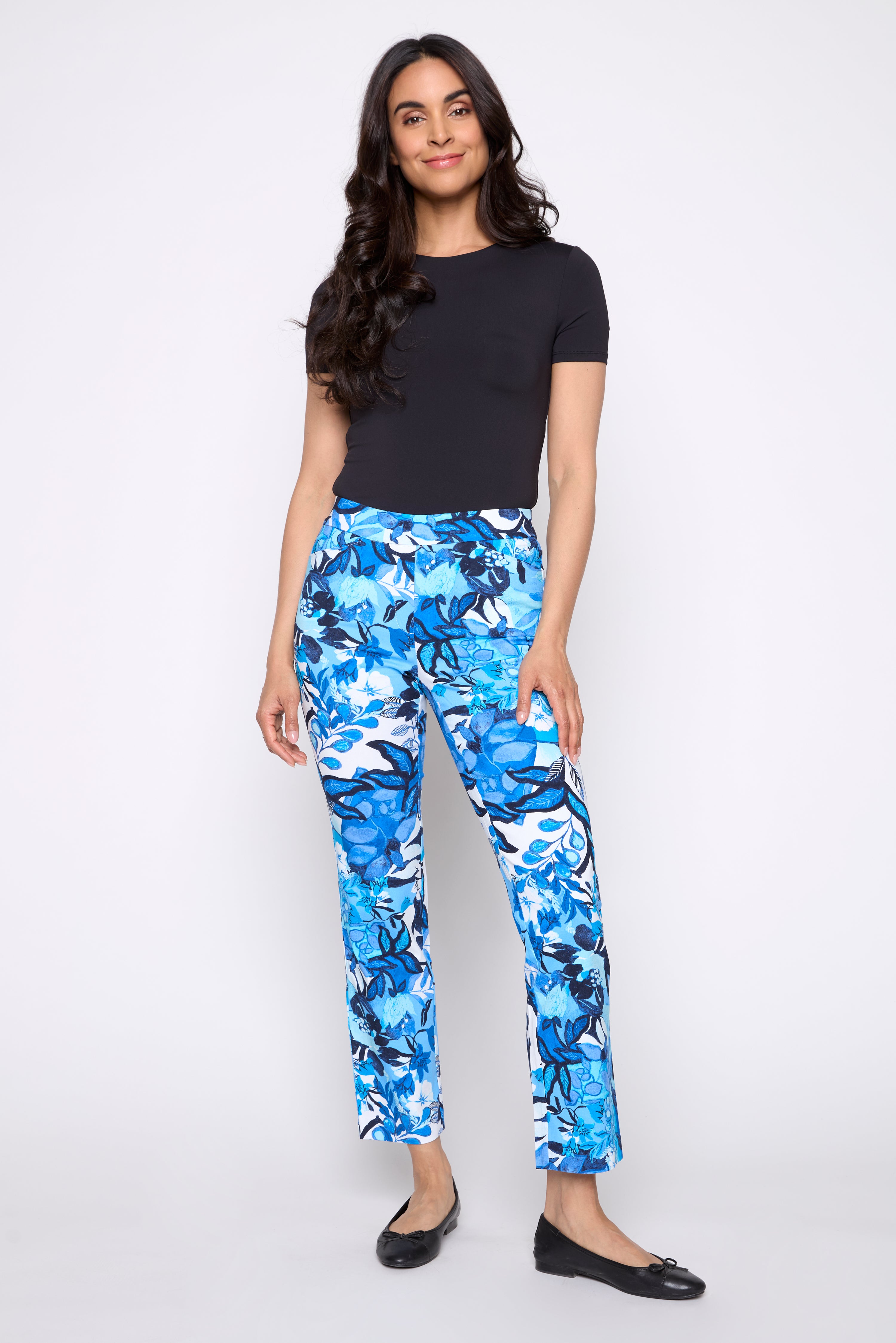 Le pantalon à jambe droite à imprimé floral