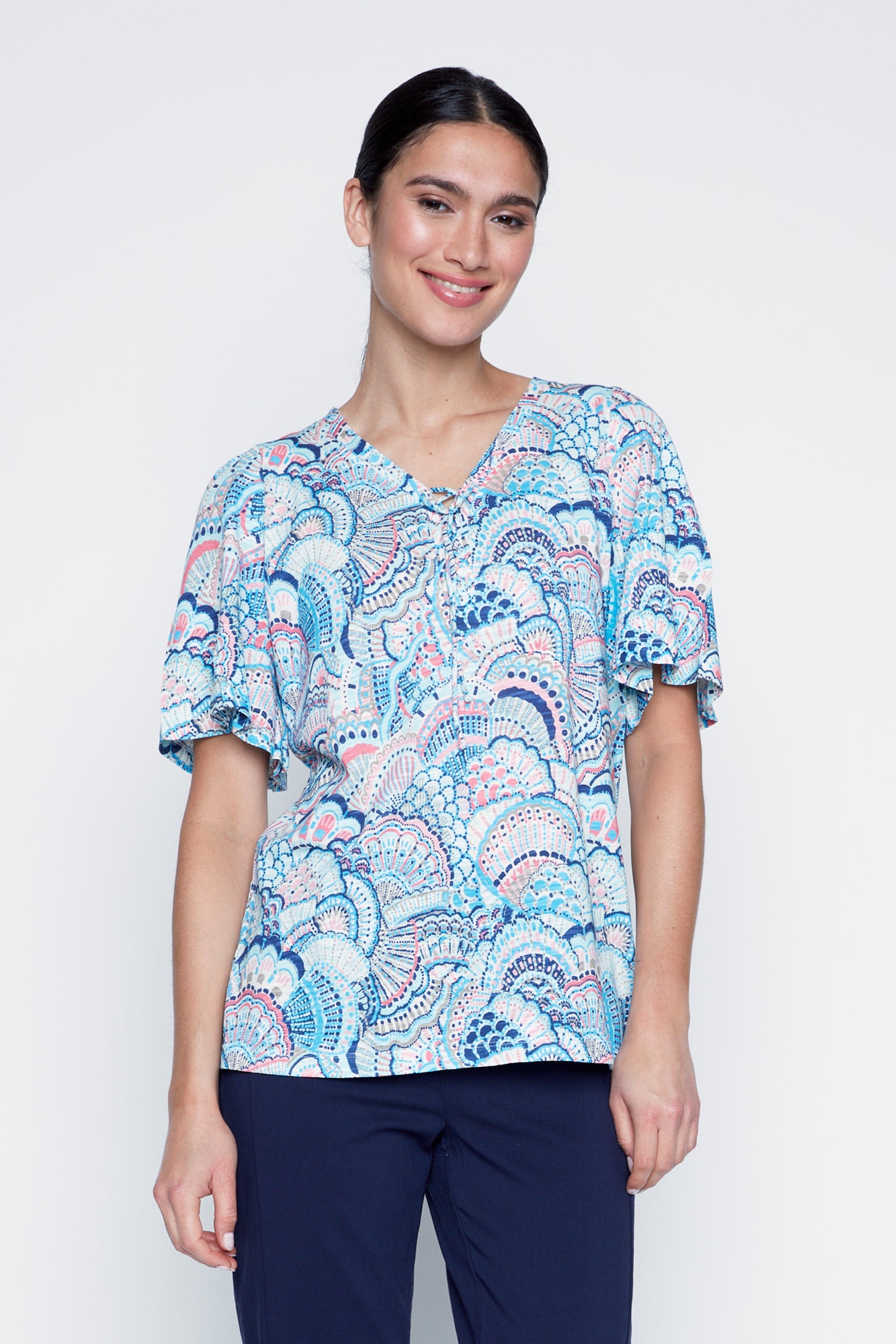 Bell sleeve shell print top