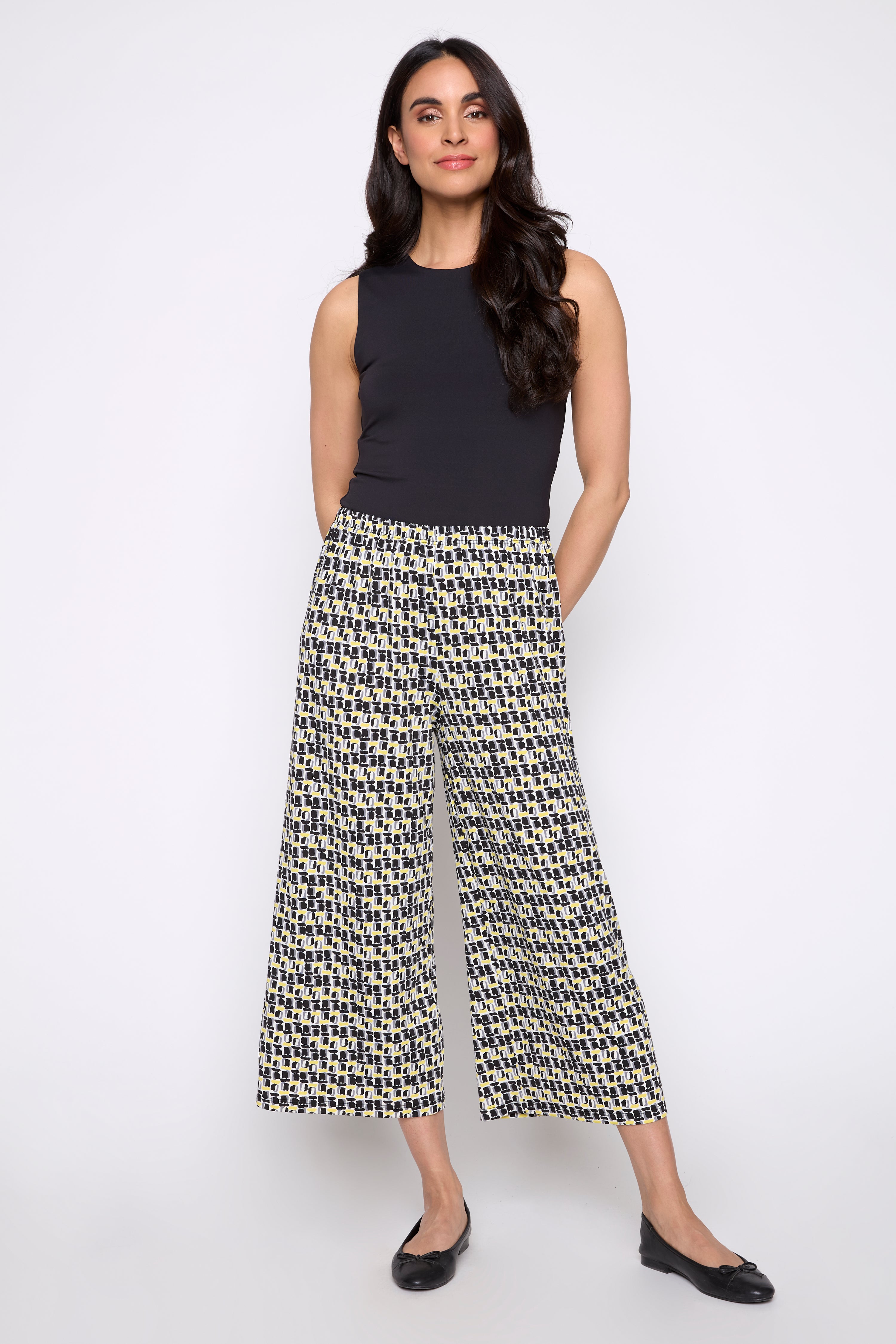Abstract print gaucho pant