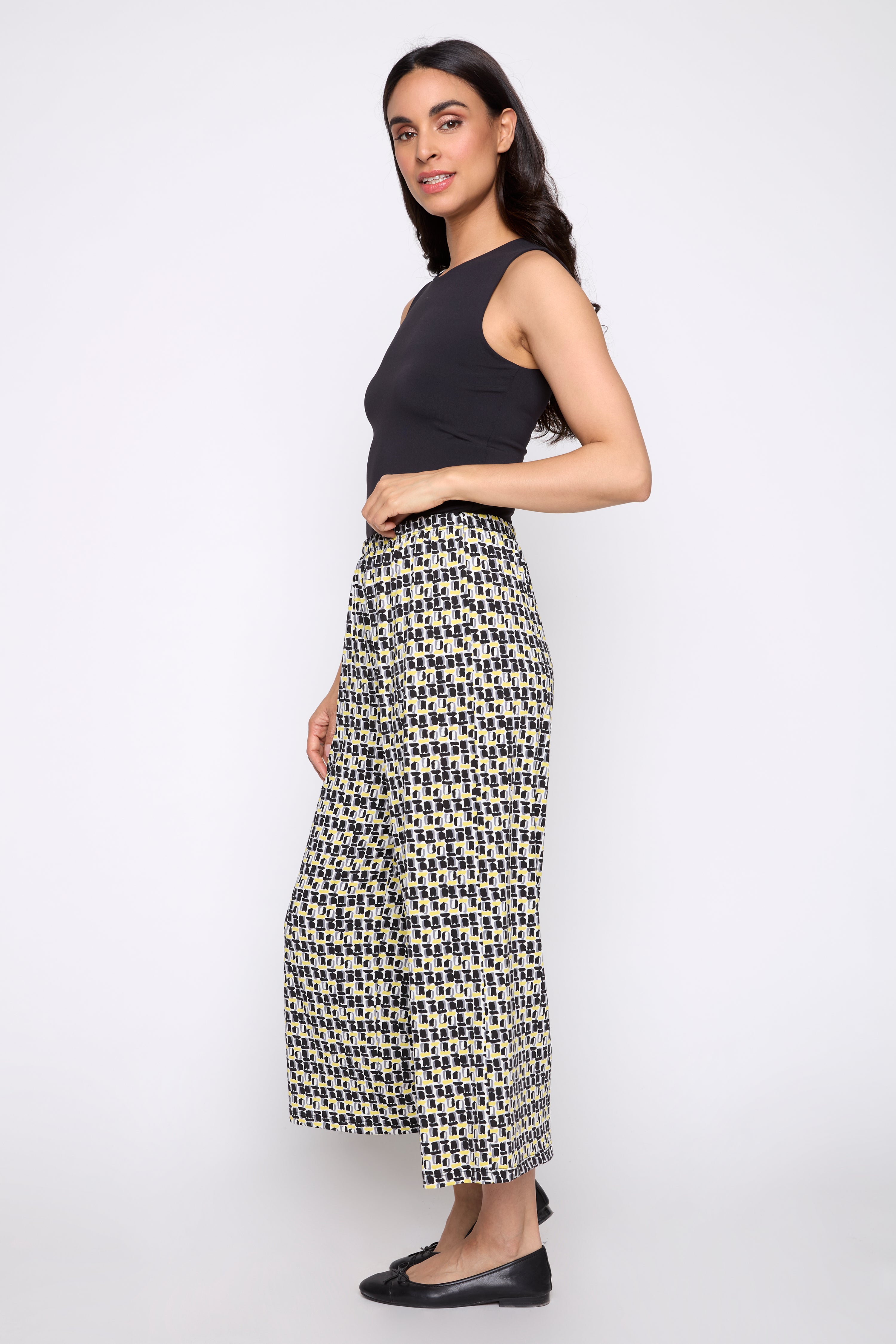 Abstract print gaucho pant
