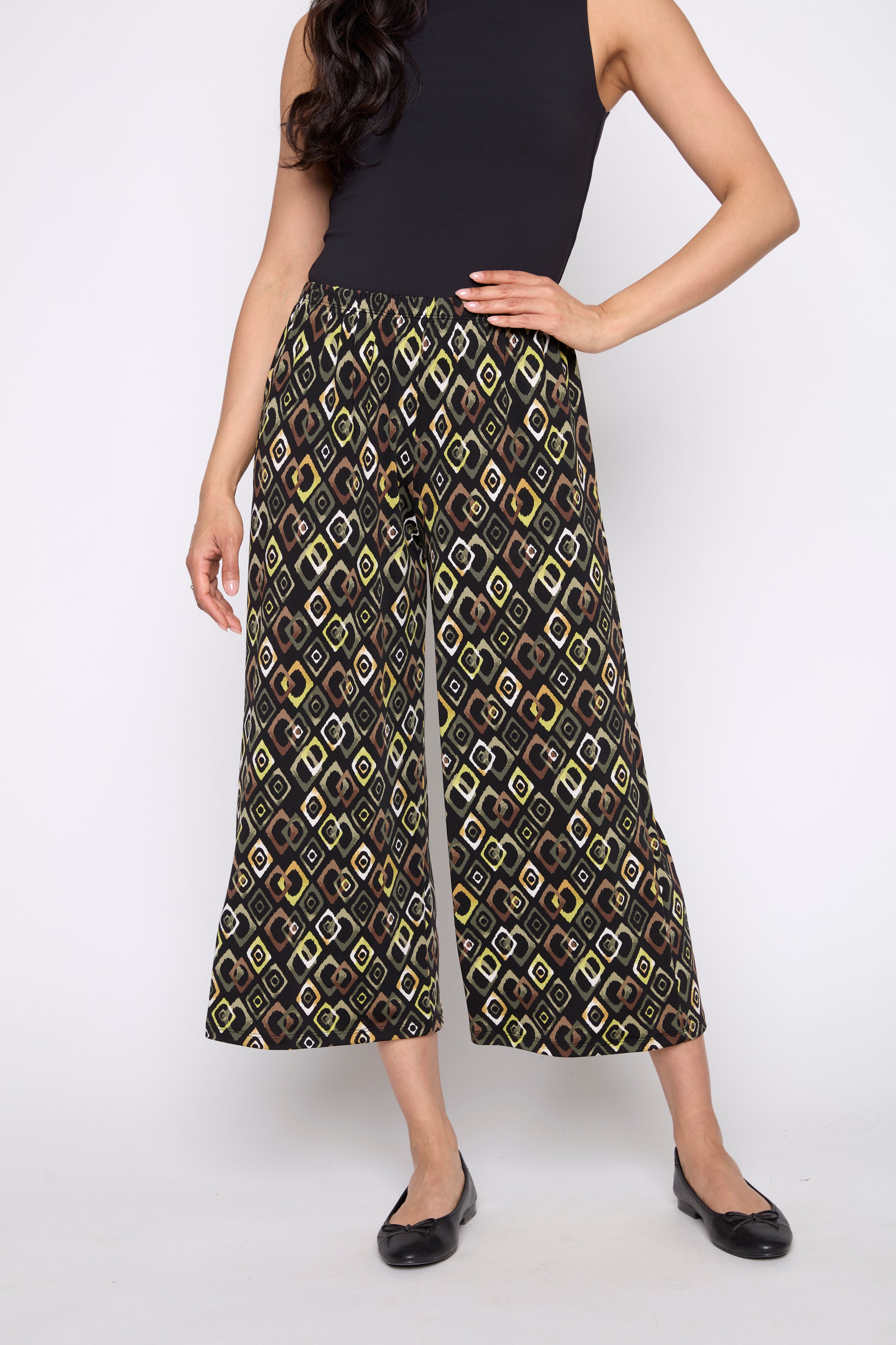 Geometric print gaucho pant