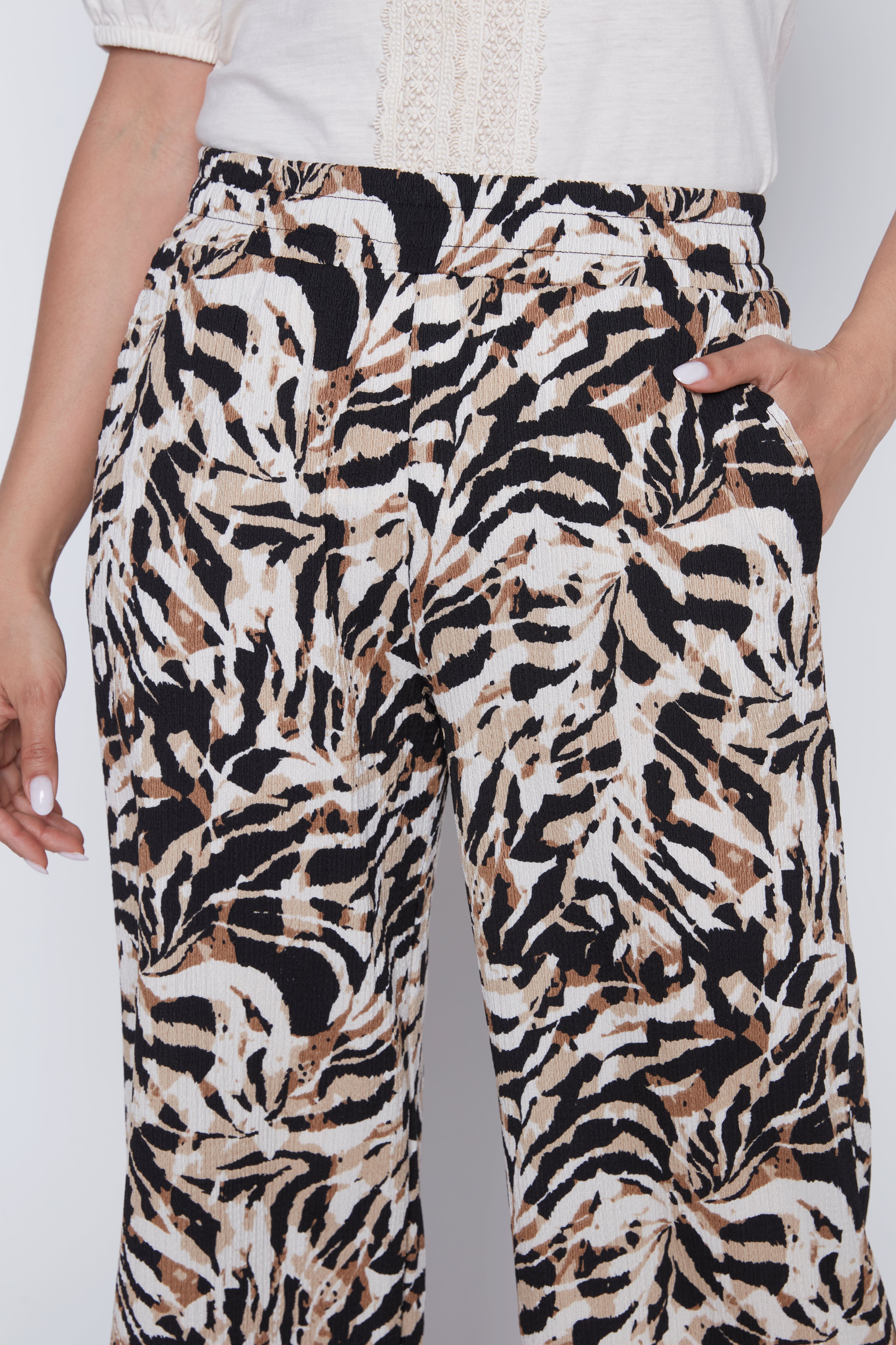 Le pantalon à imprimé animalier