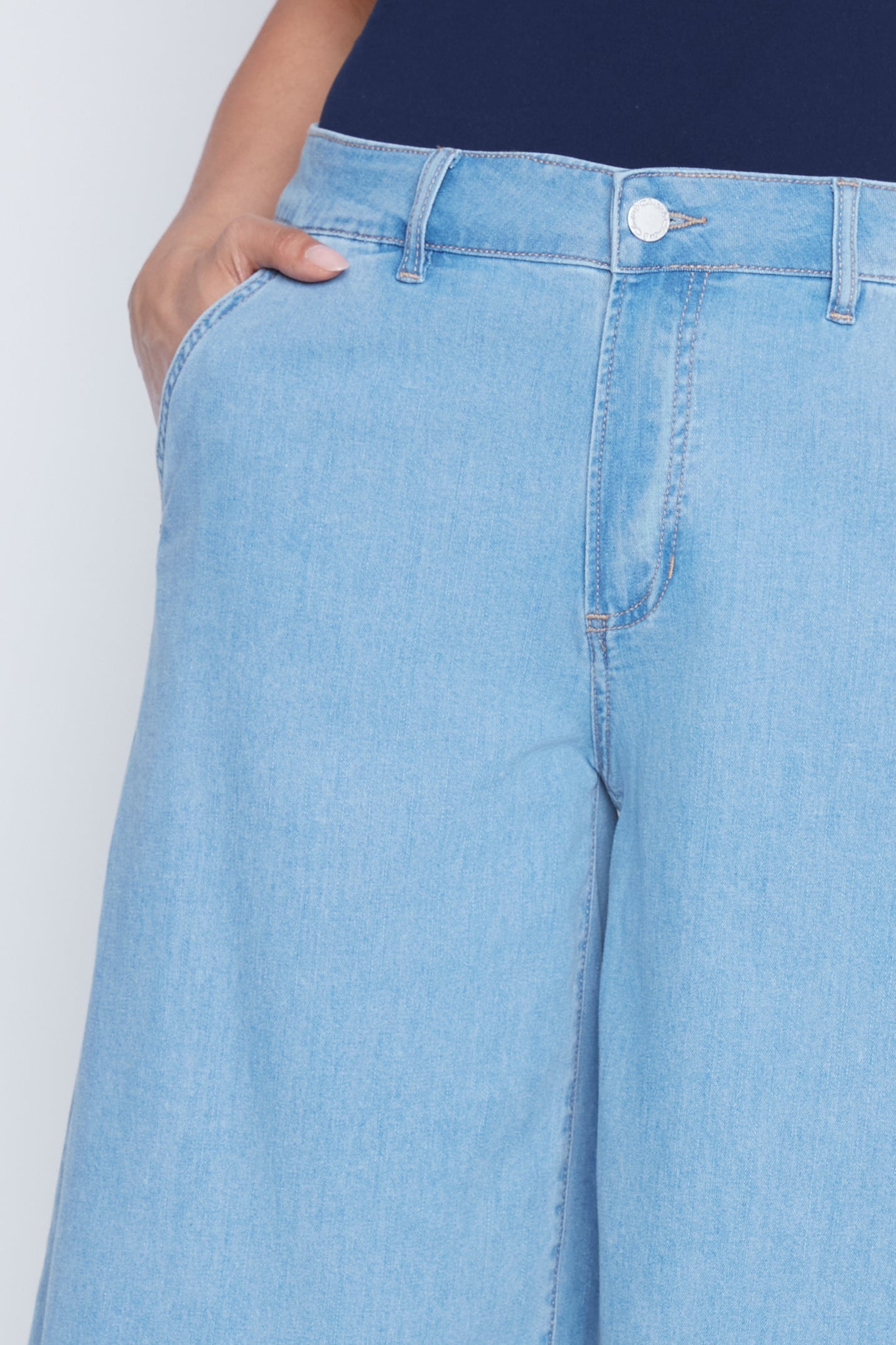 Wide leg stretch palazzo jean