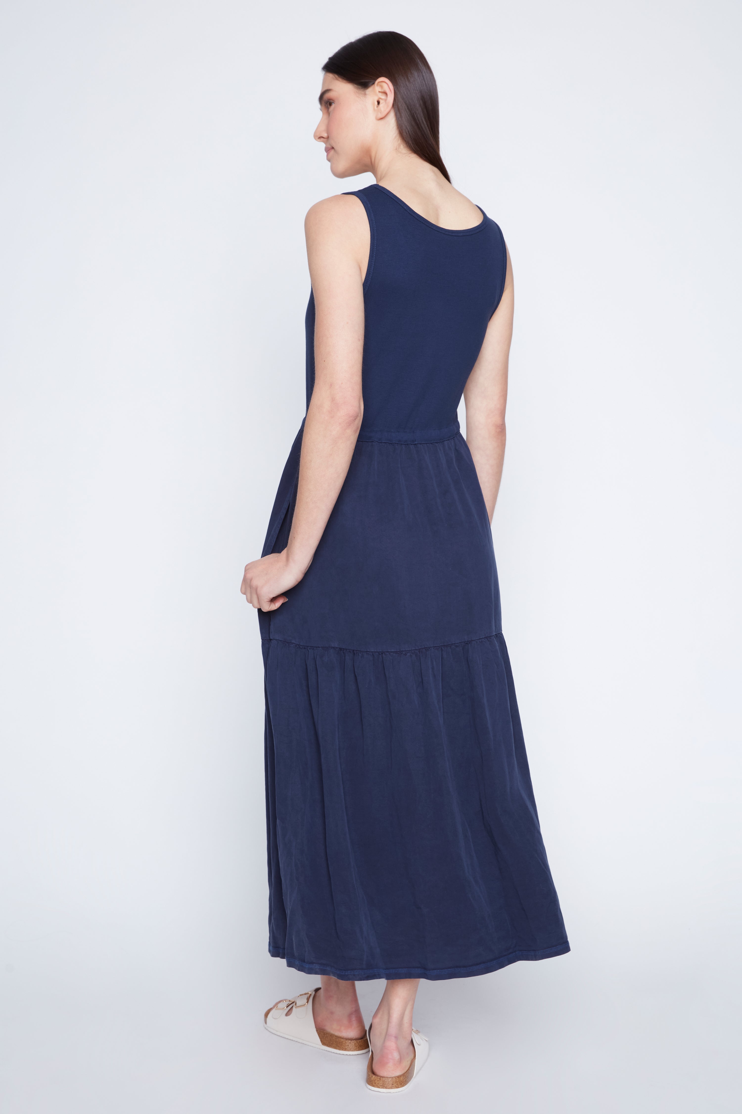 #color_MARINE / NAVY