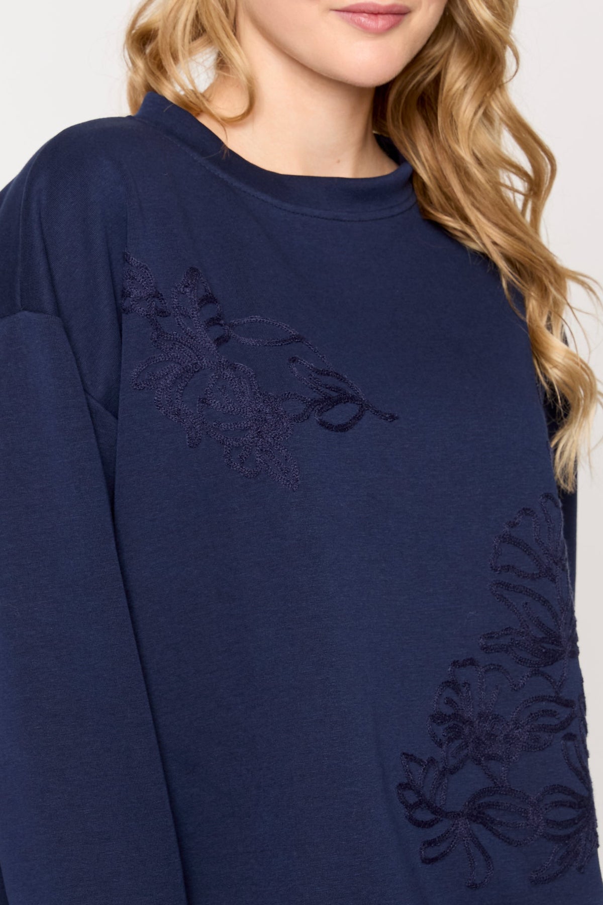 #color_NAVY