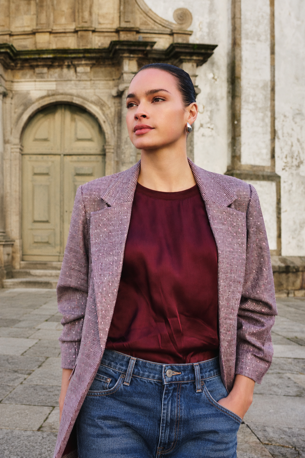 Le blazer texturé à manches 3/4