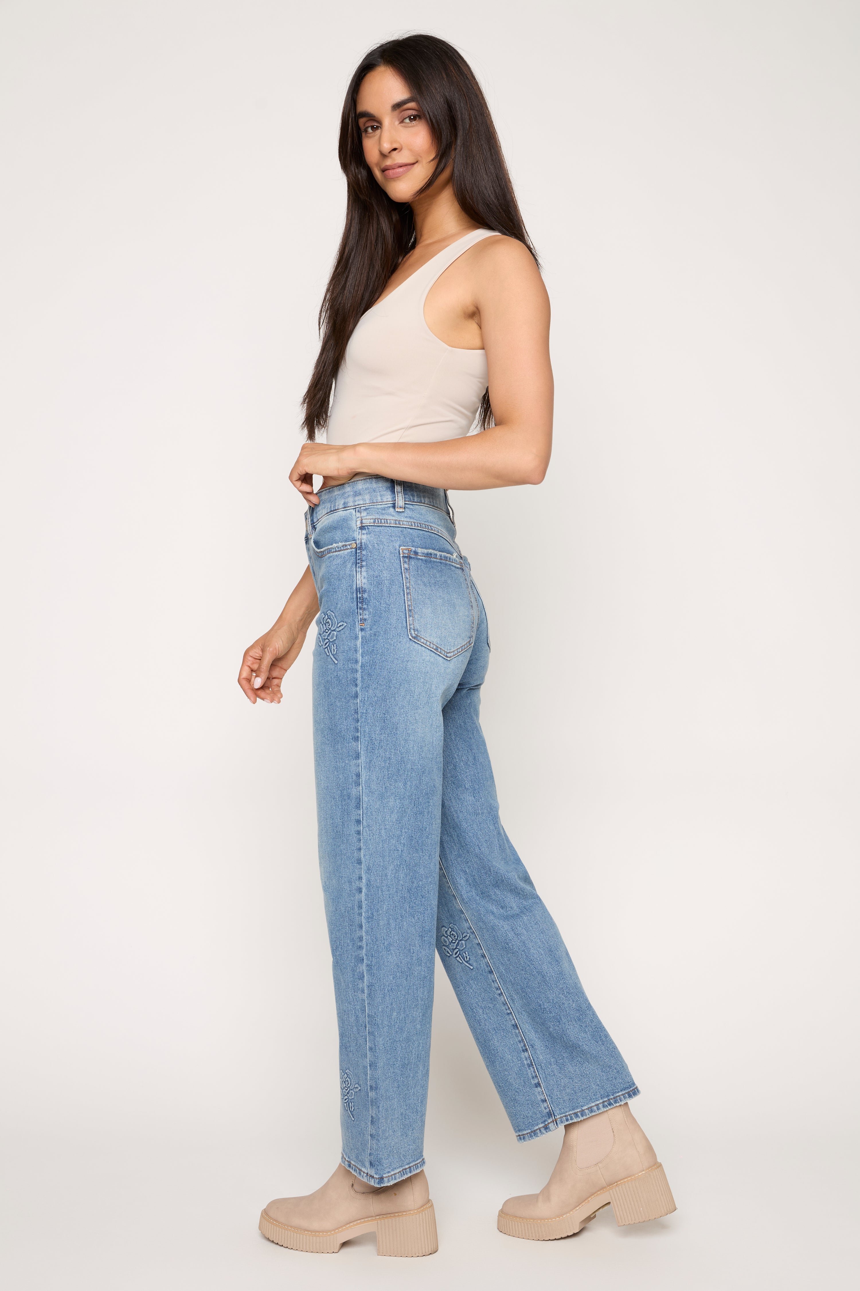 #Color_DENIM