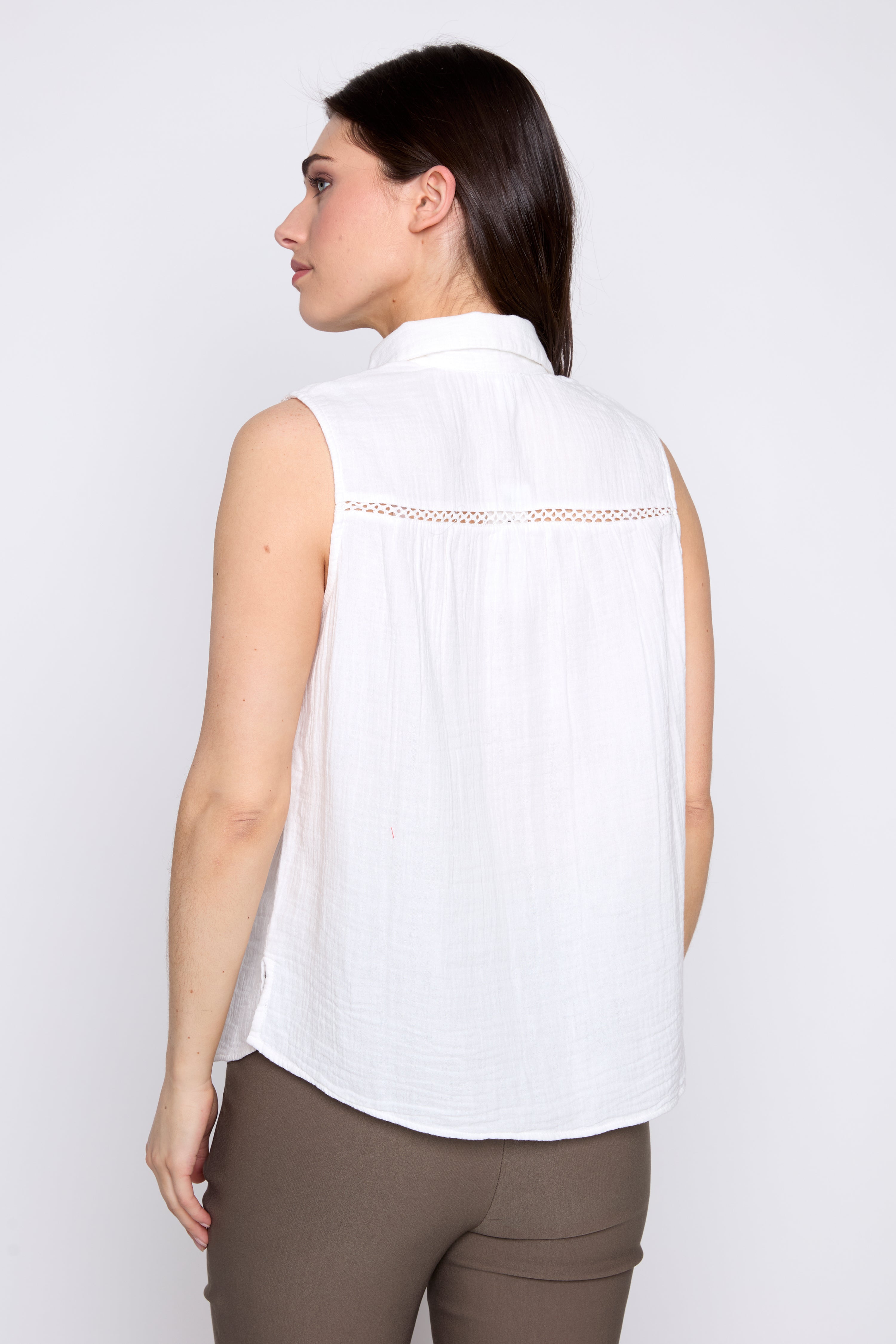 Crinkle gauze blouse with embroidery