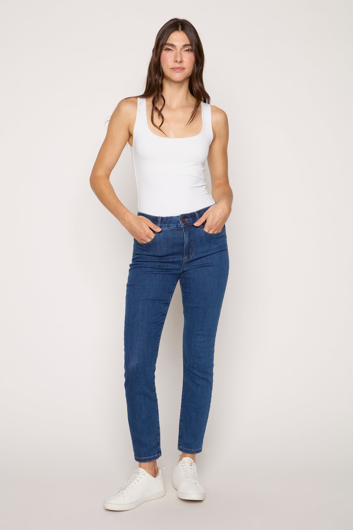 #Color_DENIM