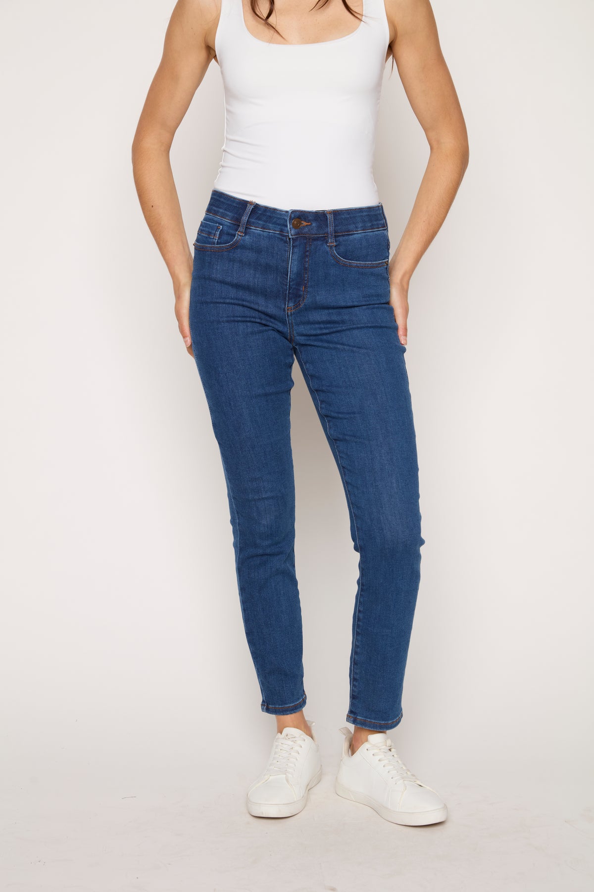 #Color_DENIM