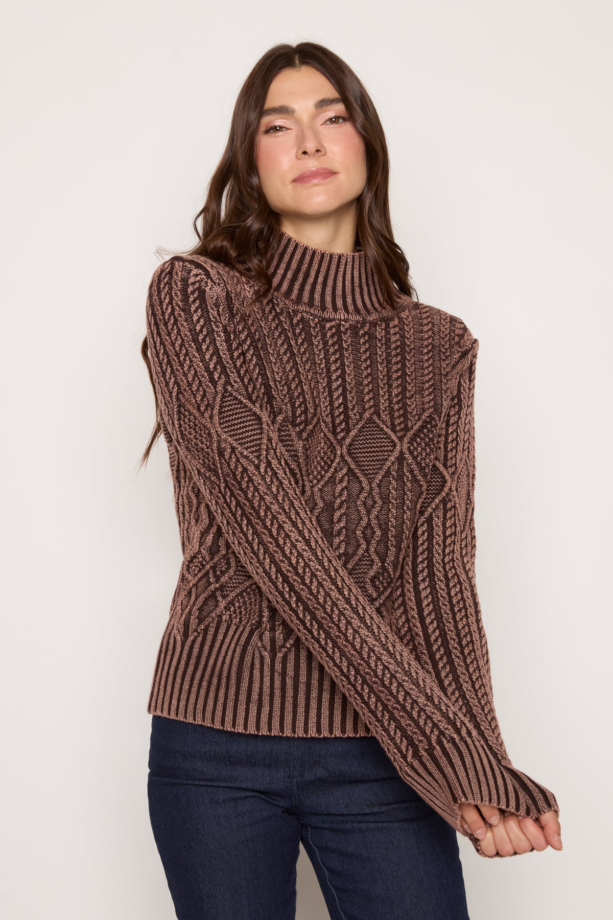#Color_BROWN