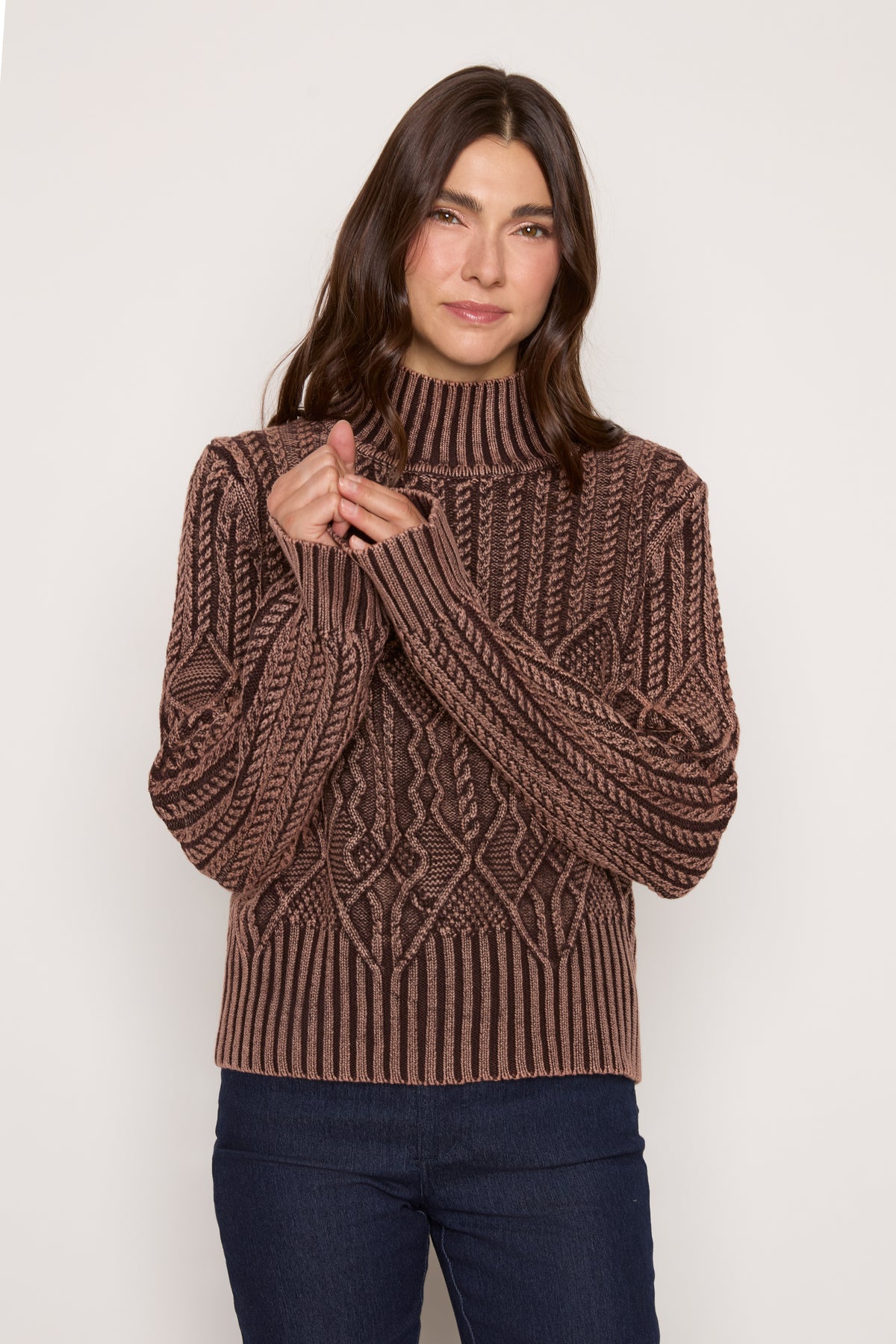 #Color_BROWN