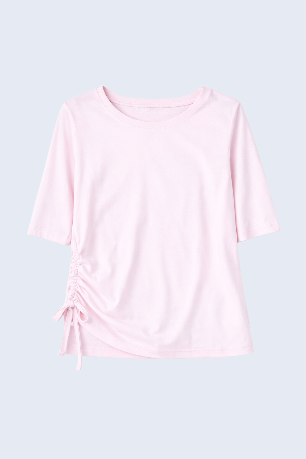 Le haut en bambou à détails froncés