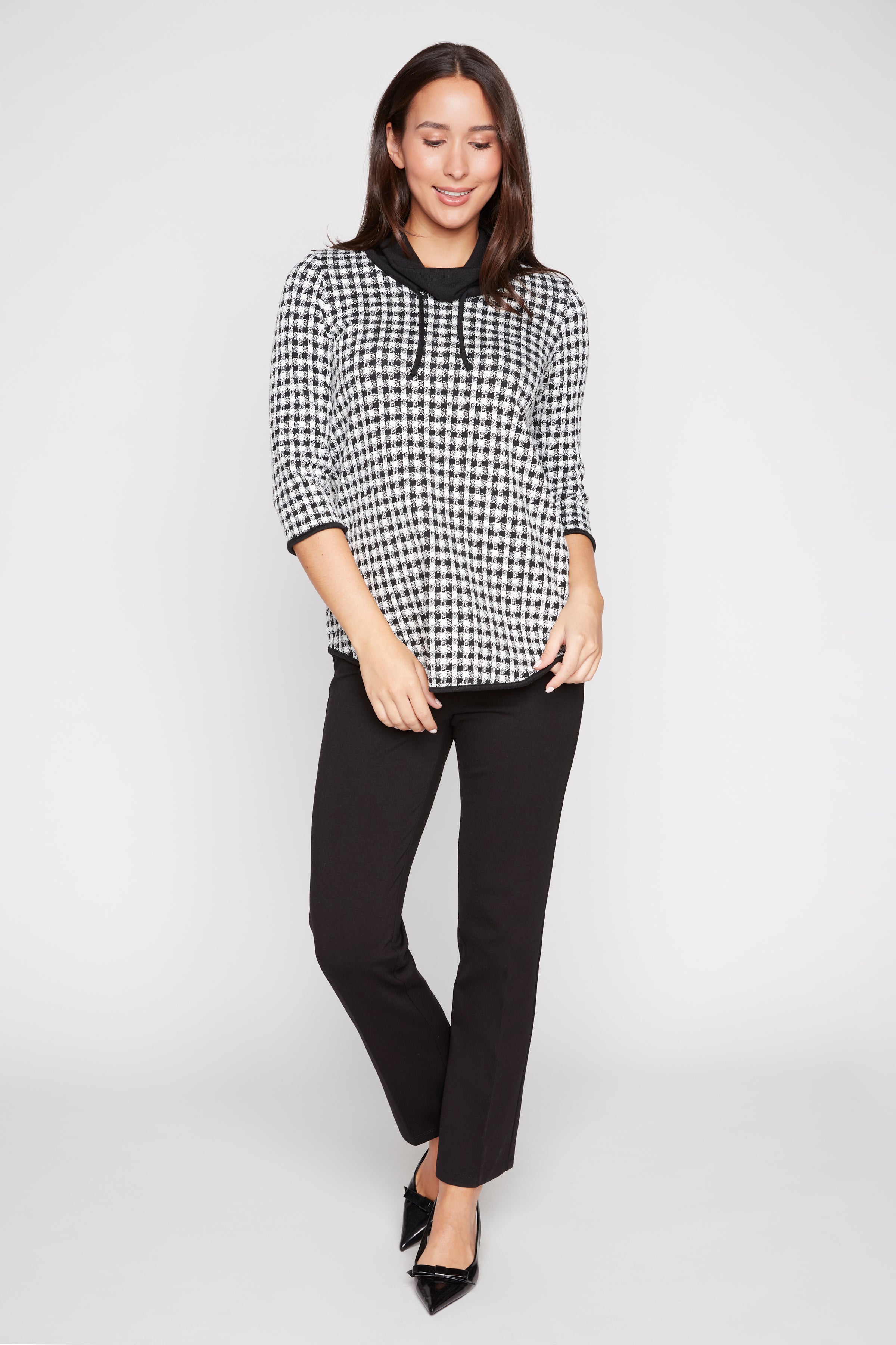 Square pattern knit top