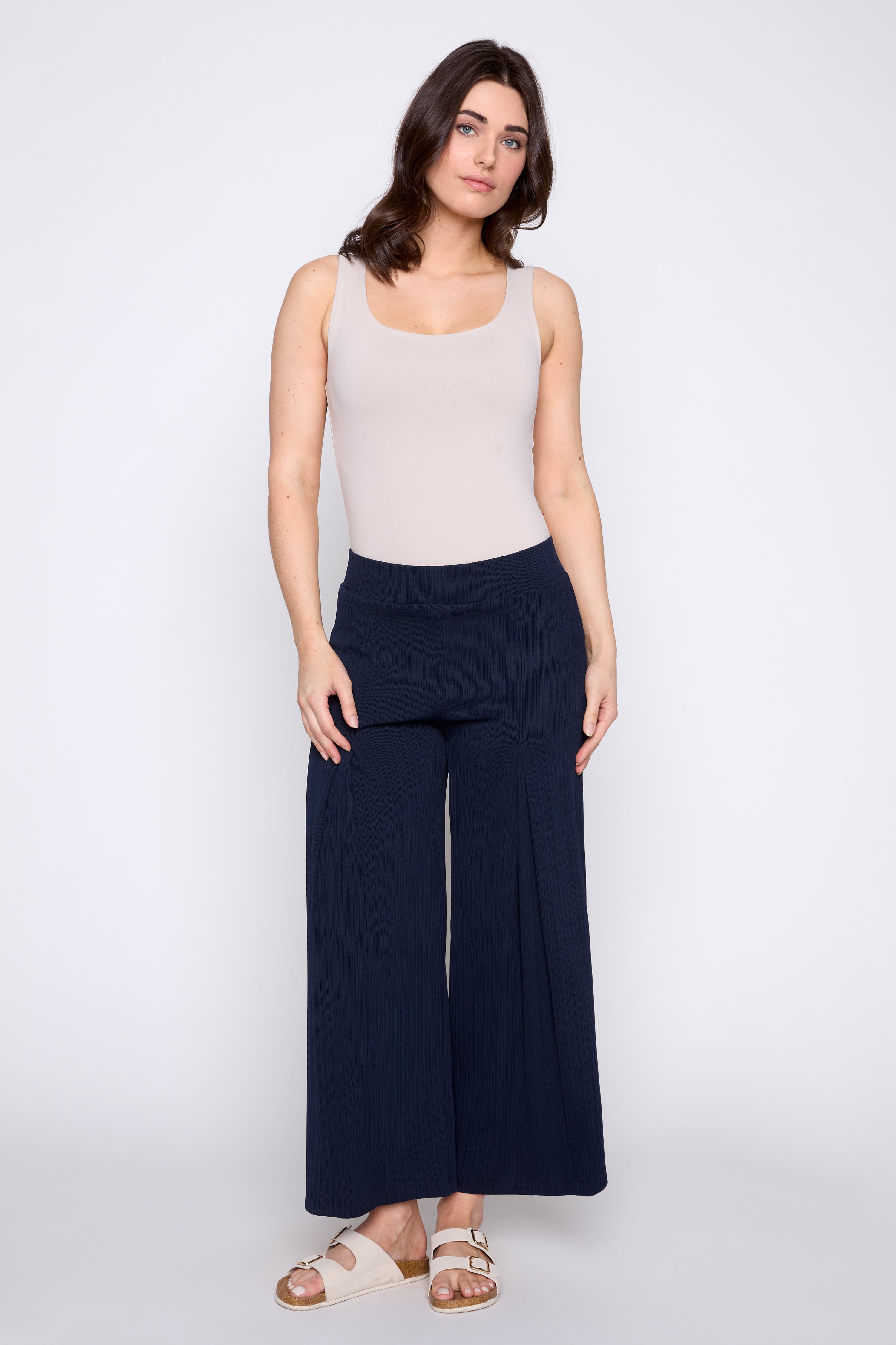 Wide leg pant with front slit