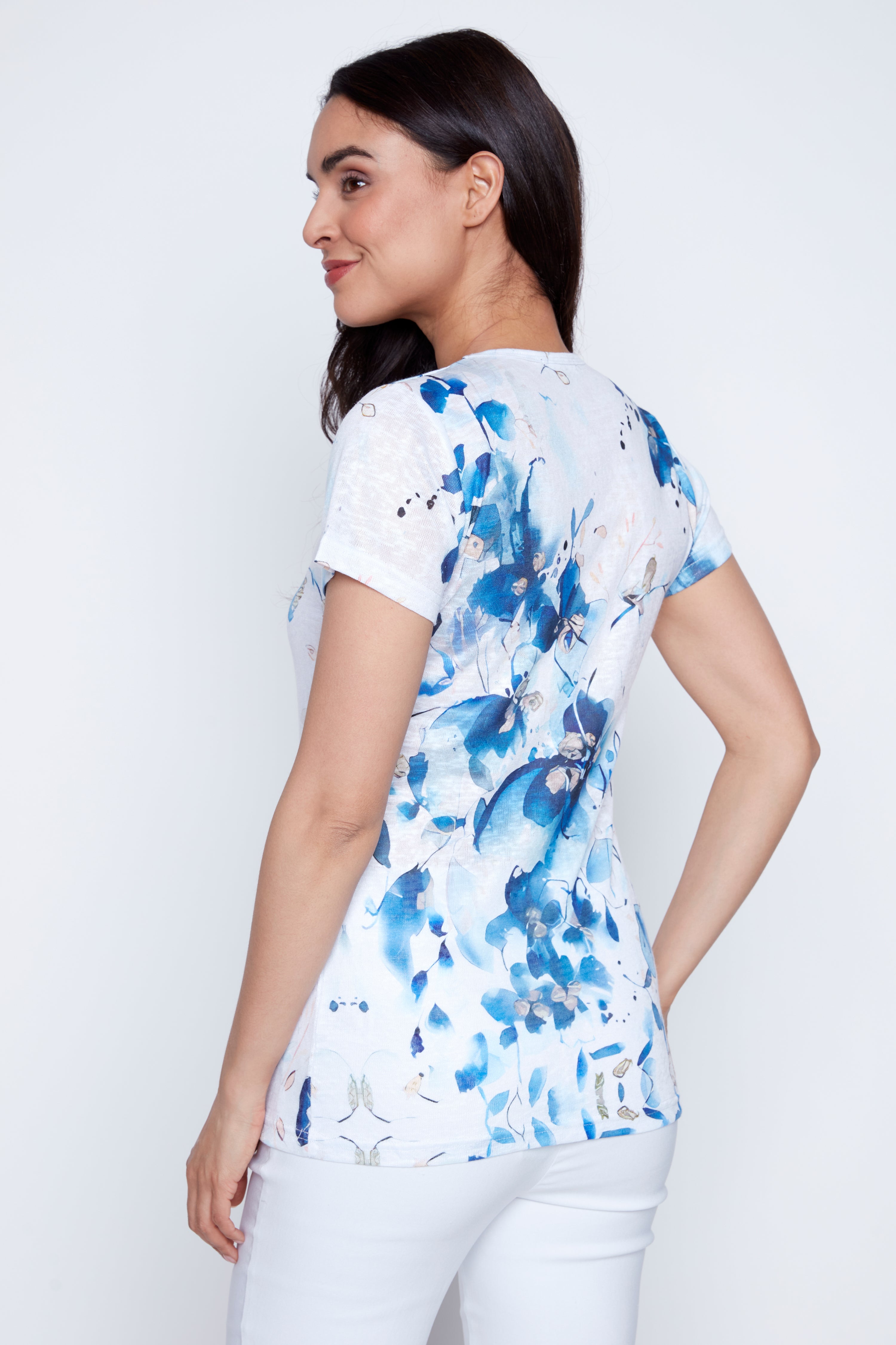 Le T-shirt dévoré fleuri