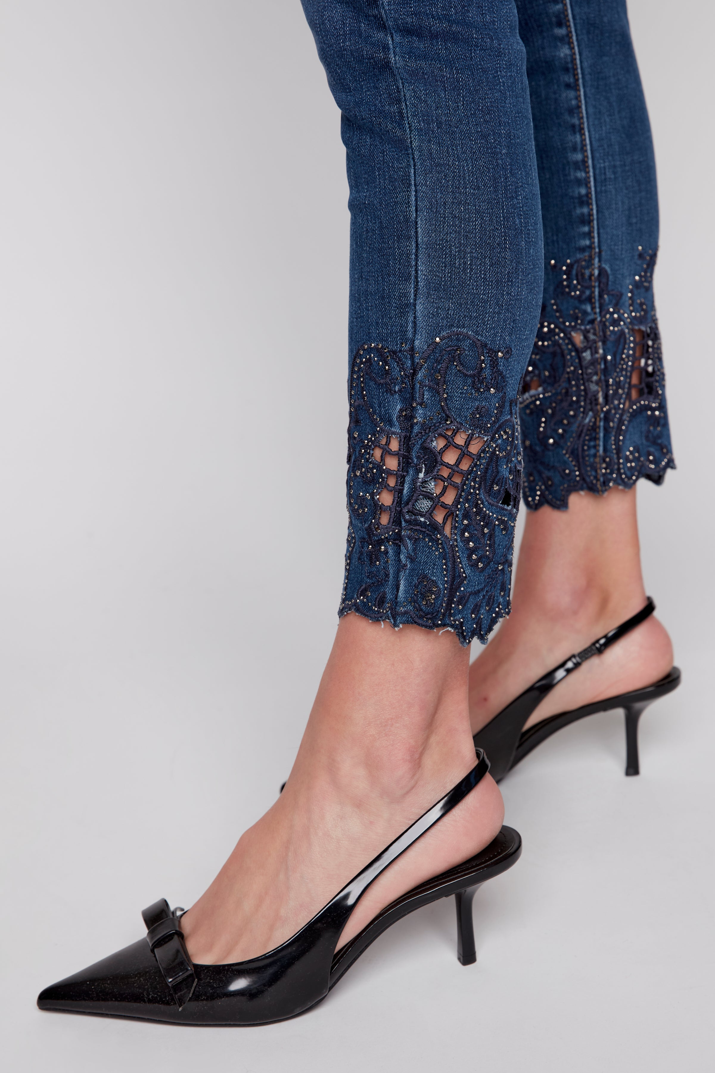 Embroidered slim leg jean