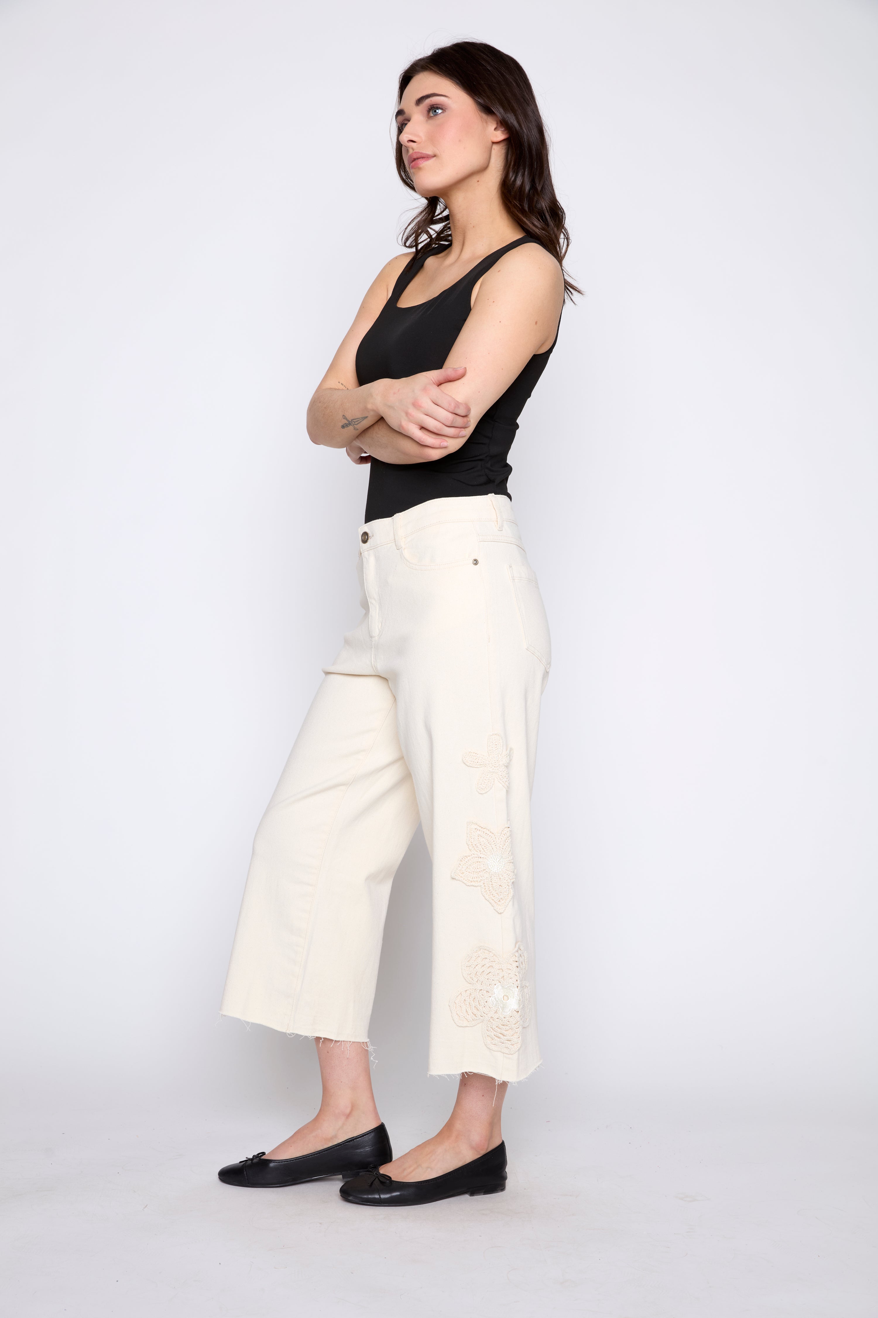 Audrey floral crochet jean