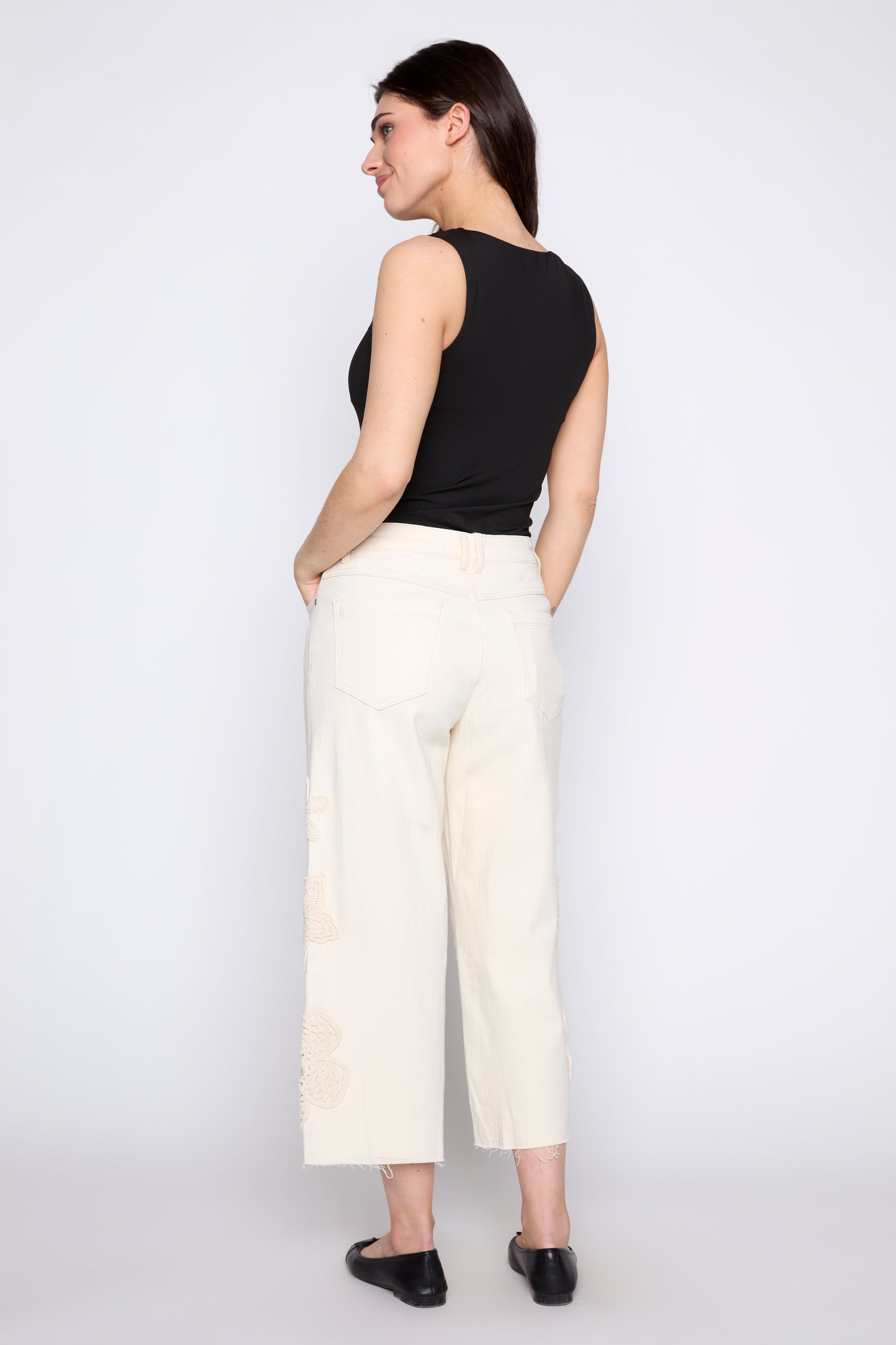 Audrey floral crochet jean
