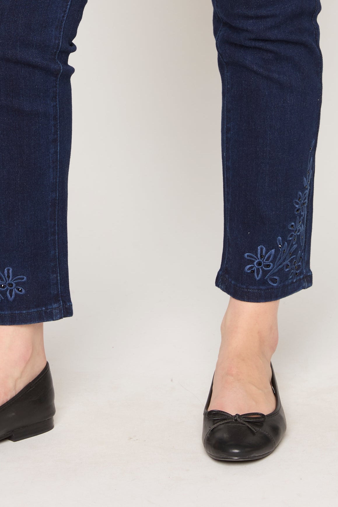 #Color_DENIM
