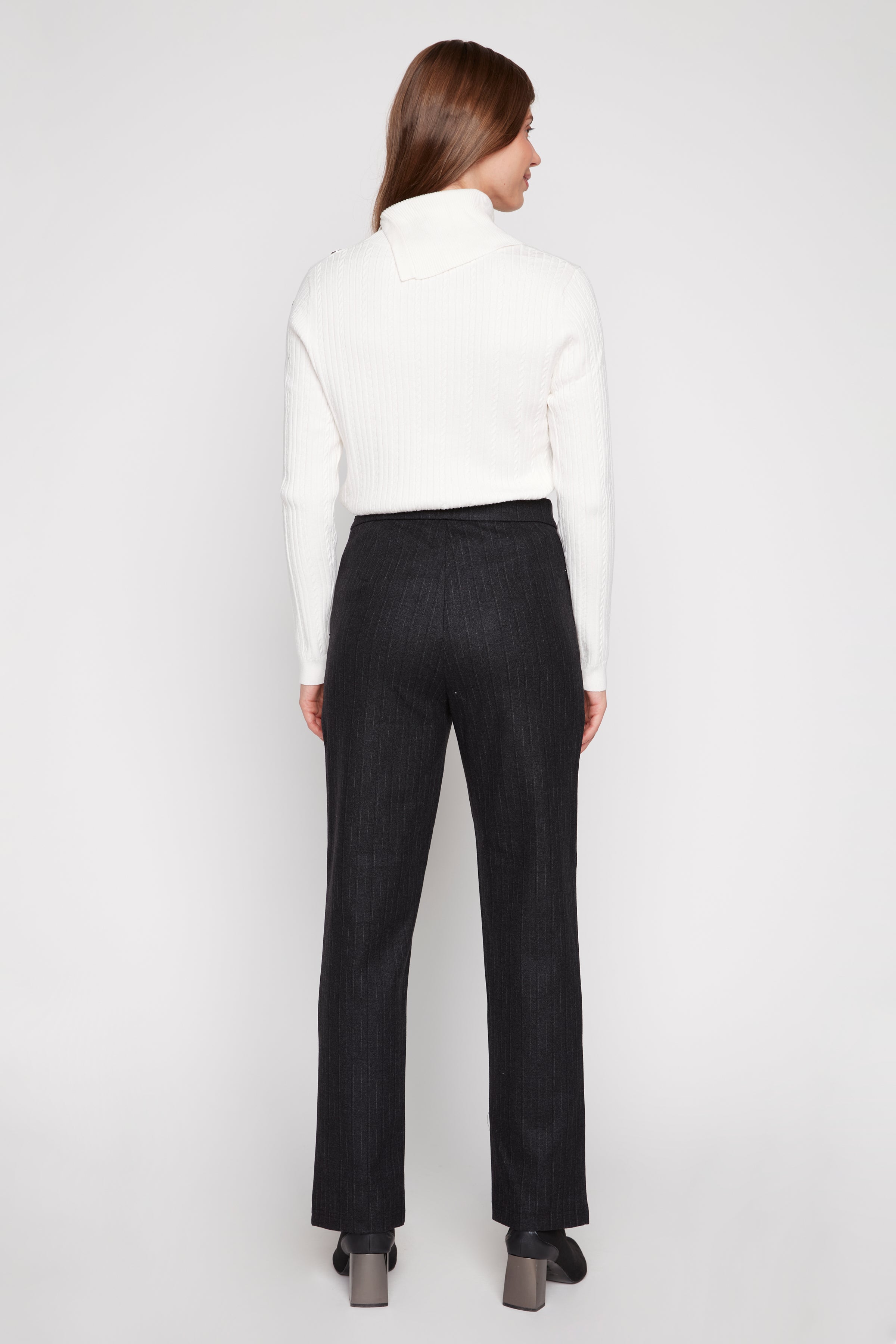 Side zip slim leg pant