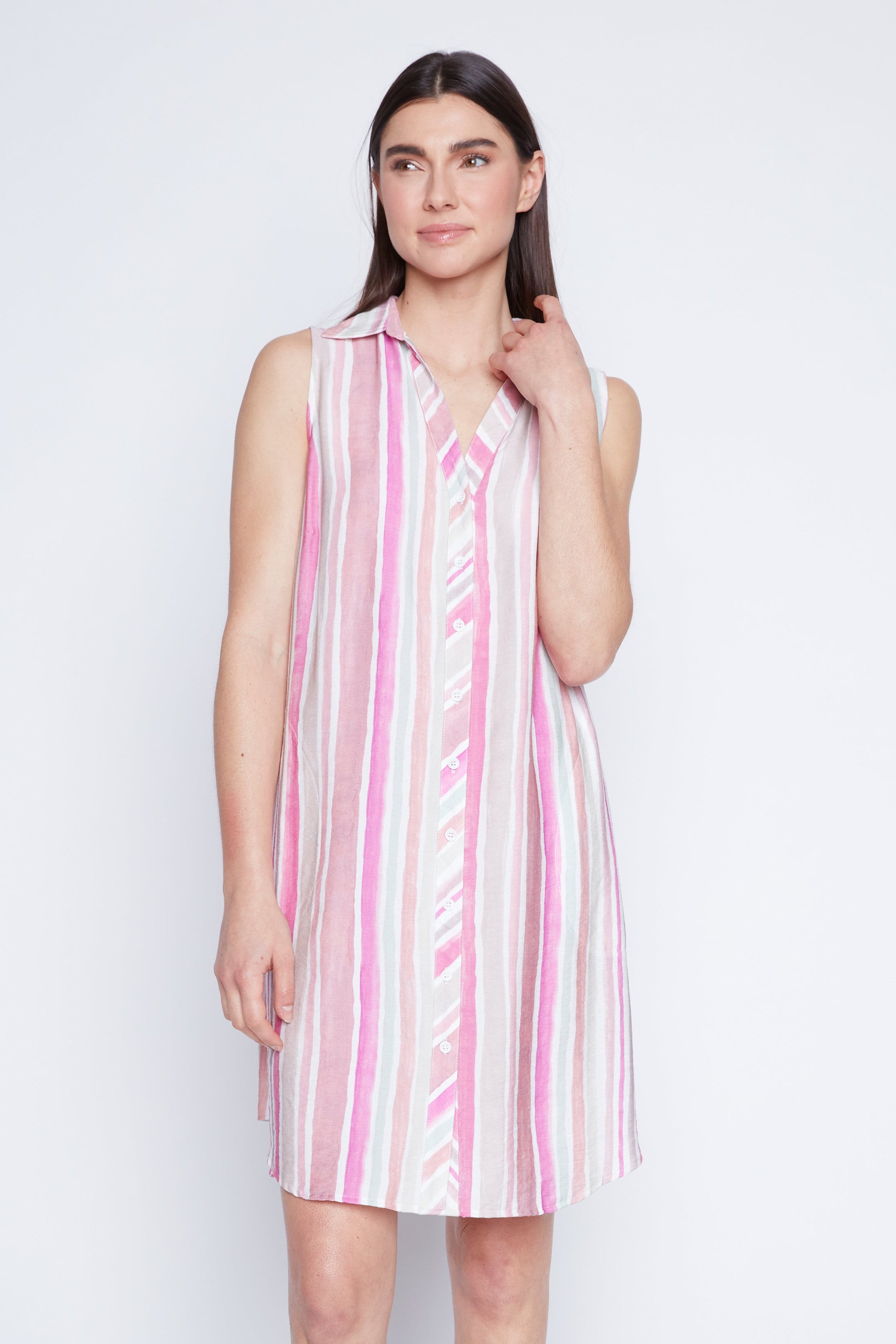 La robe chemise à rayures