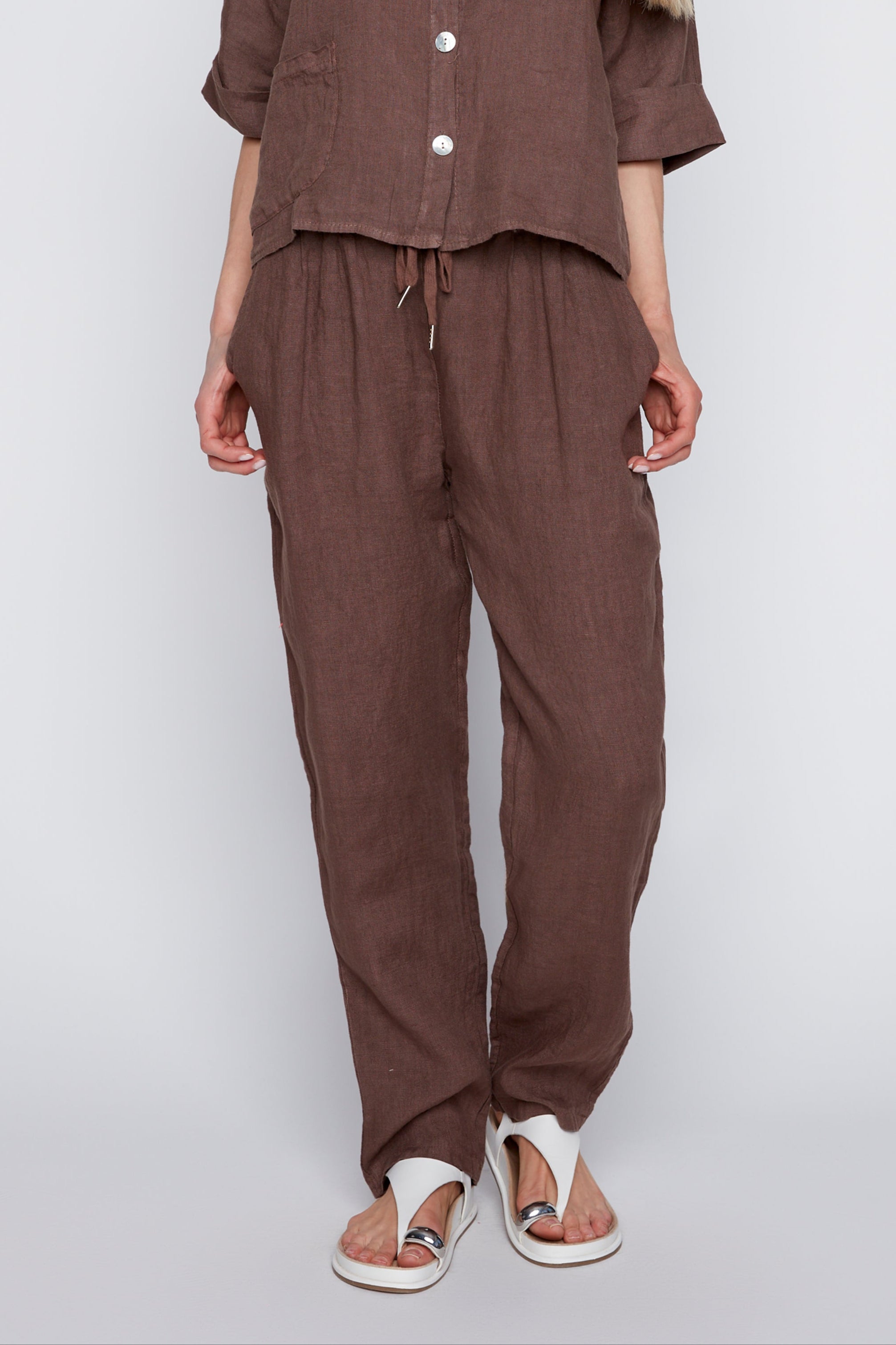 #Color_BROWN
