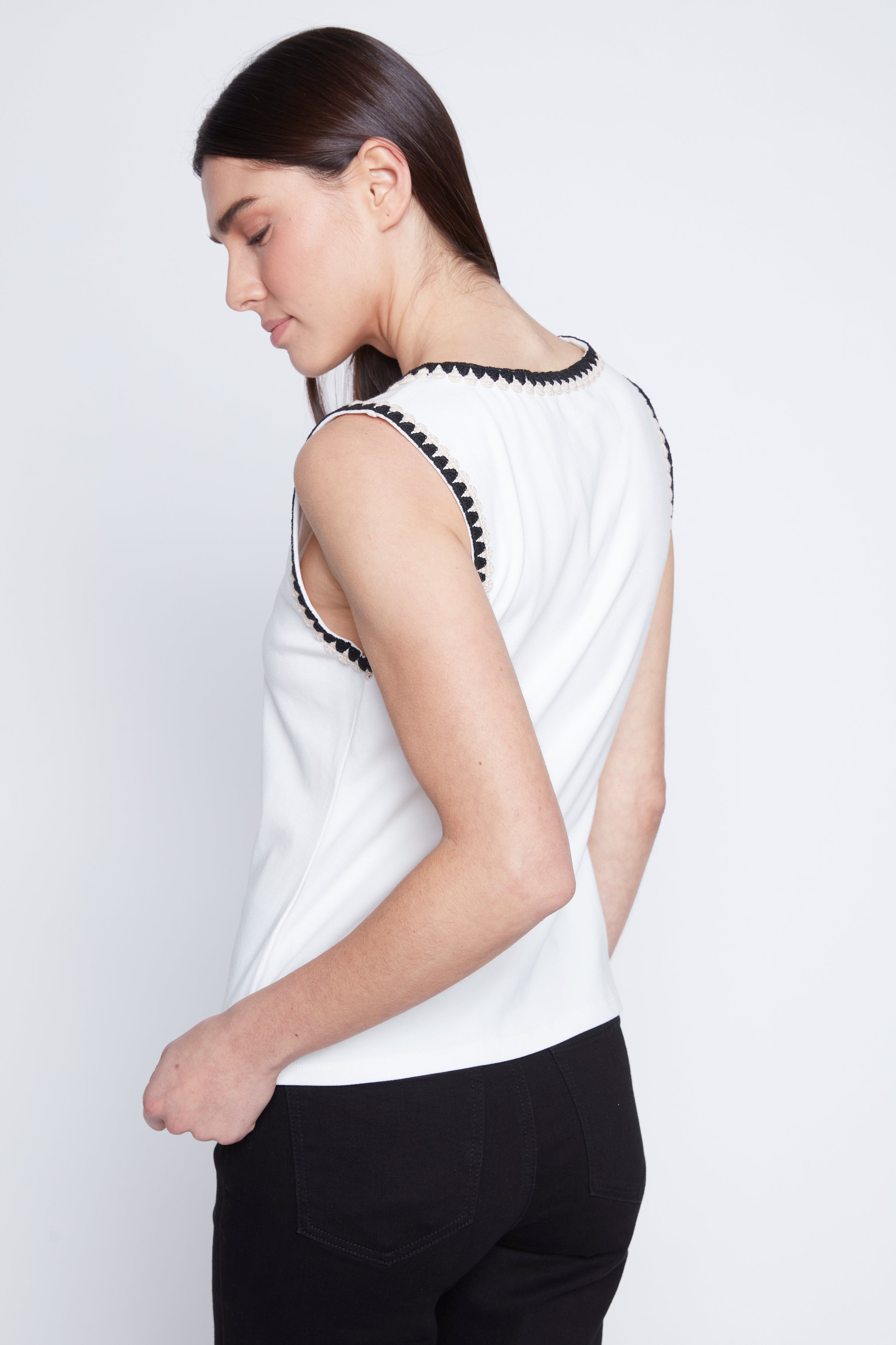 Crochet trim rib top