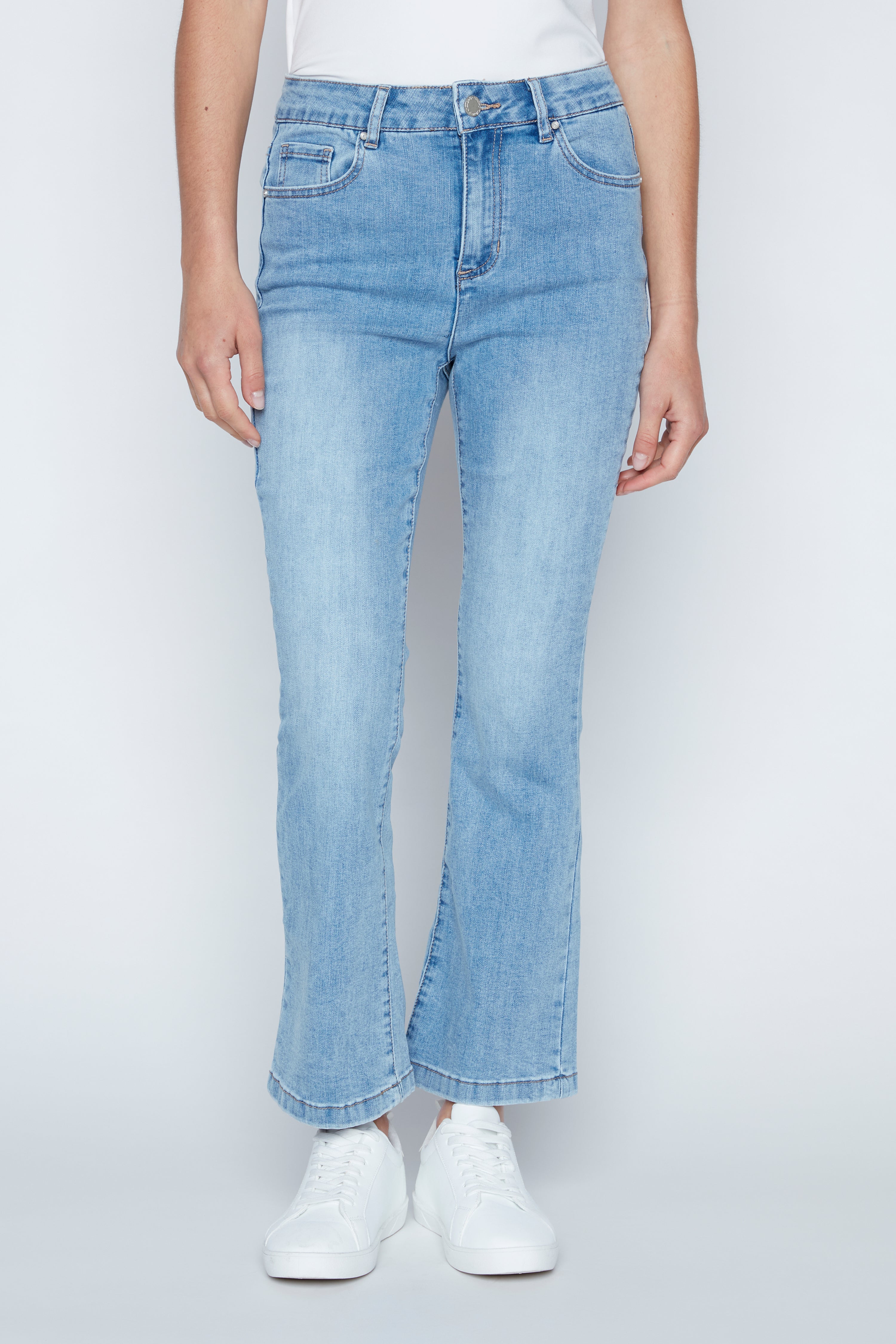 #color_BLEU PALE/LIGHT BLUE