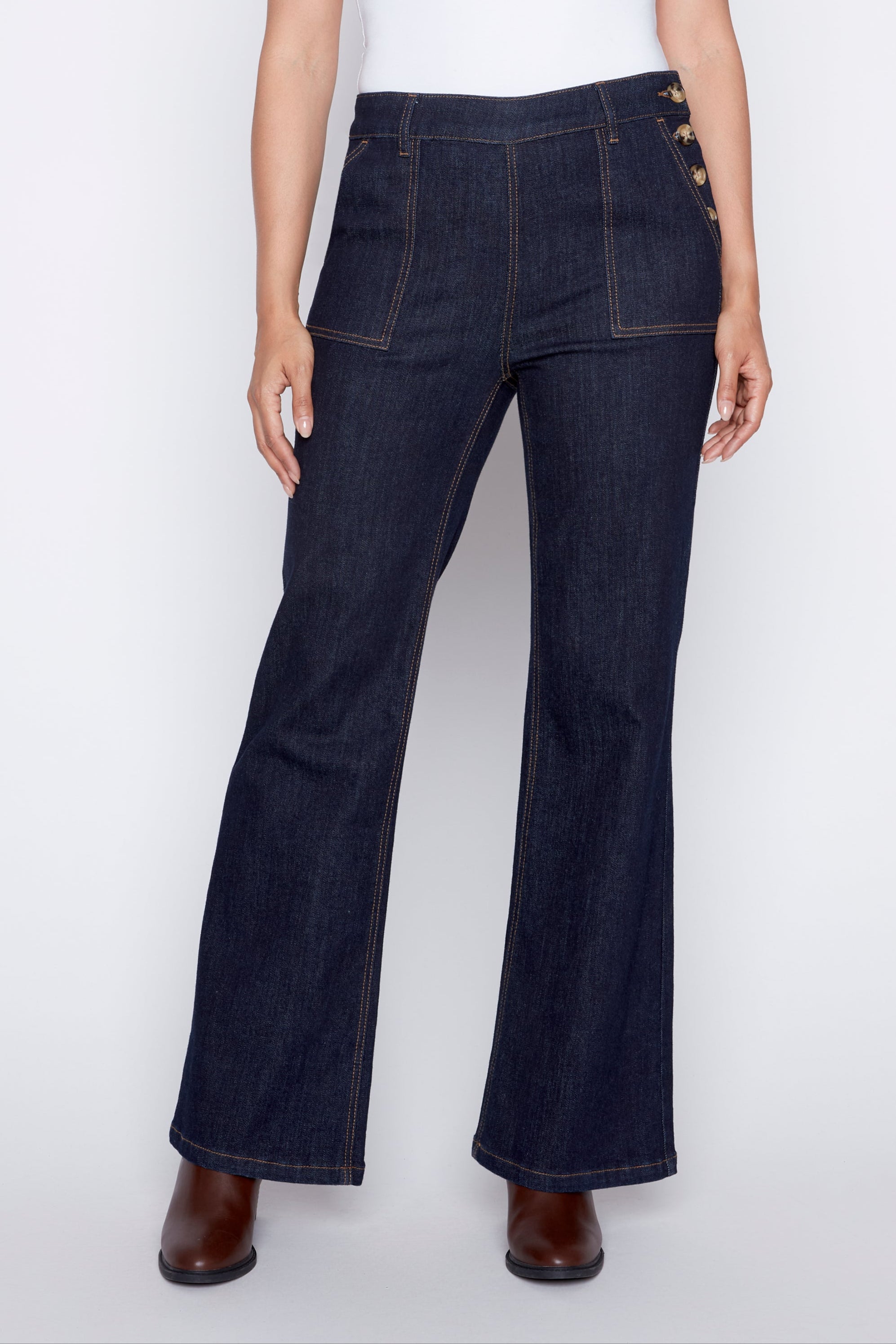 Flare leg jean