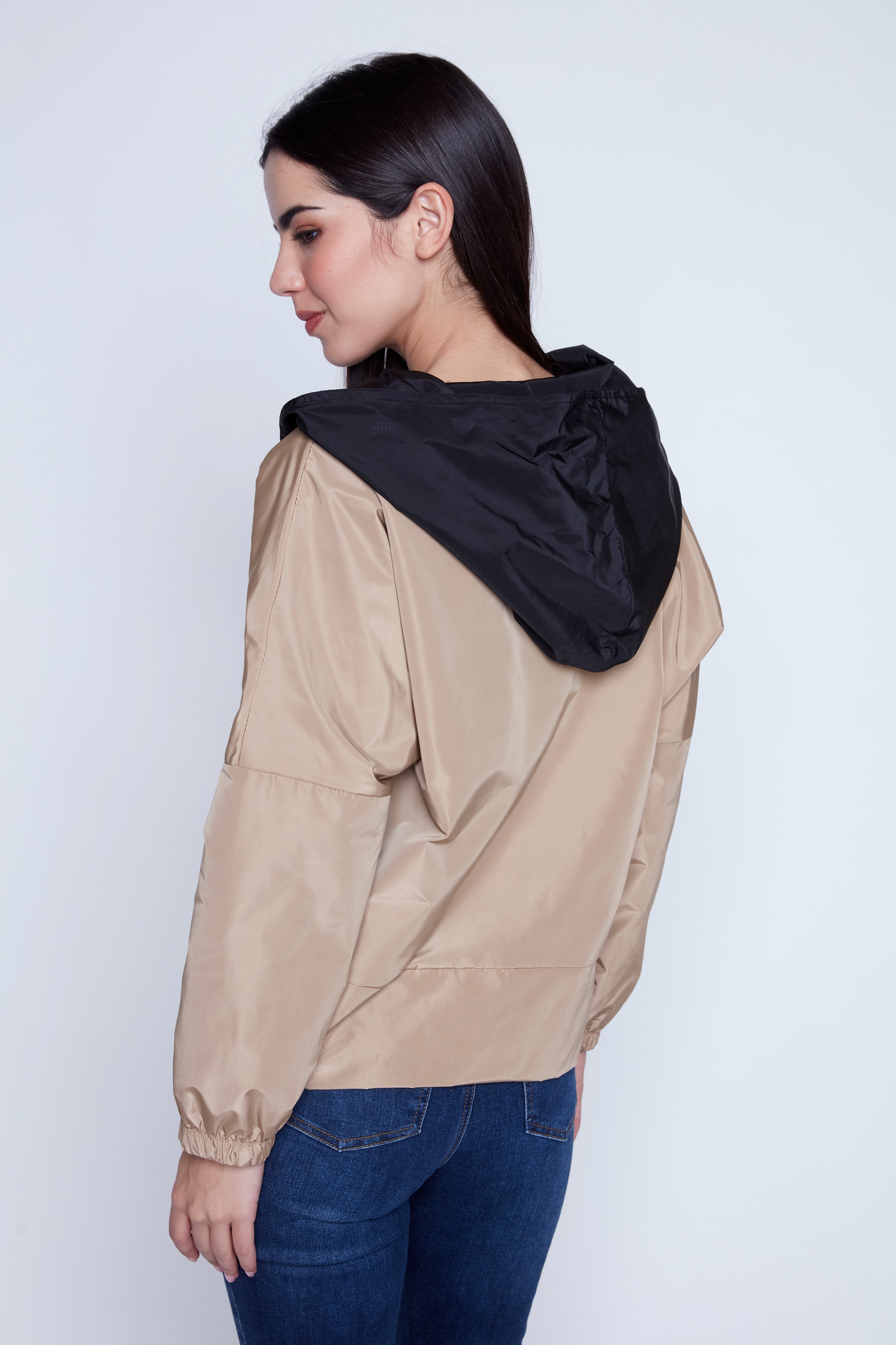 Off center zipper raincoat