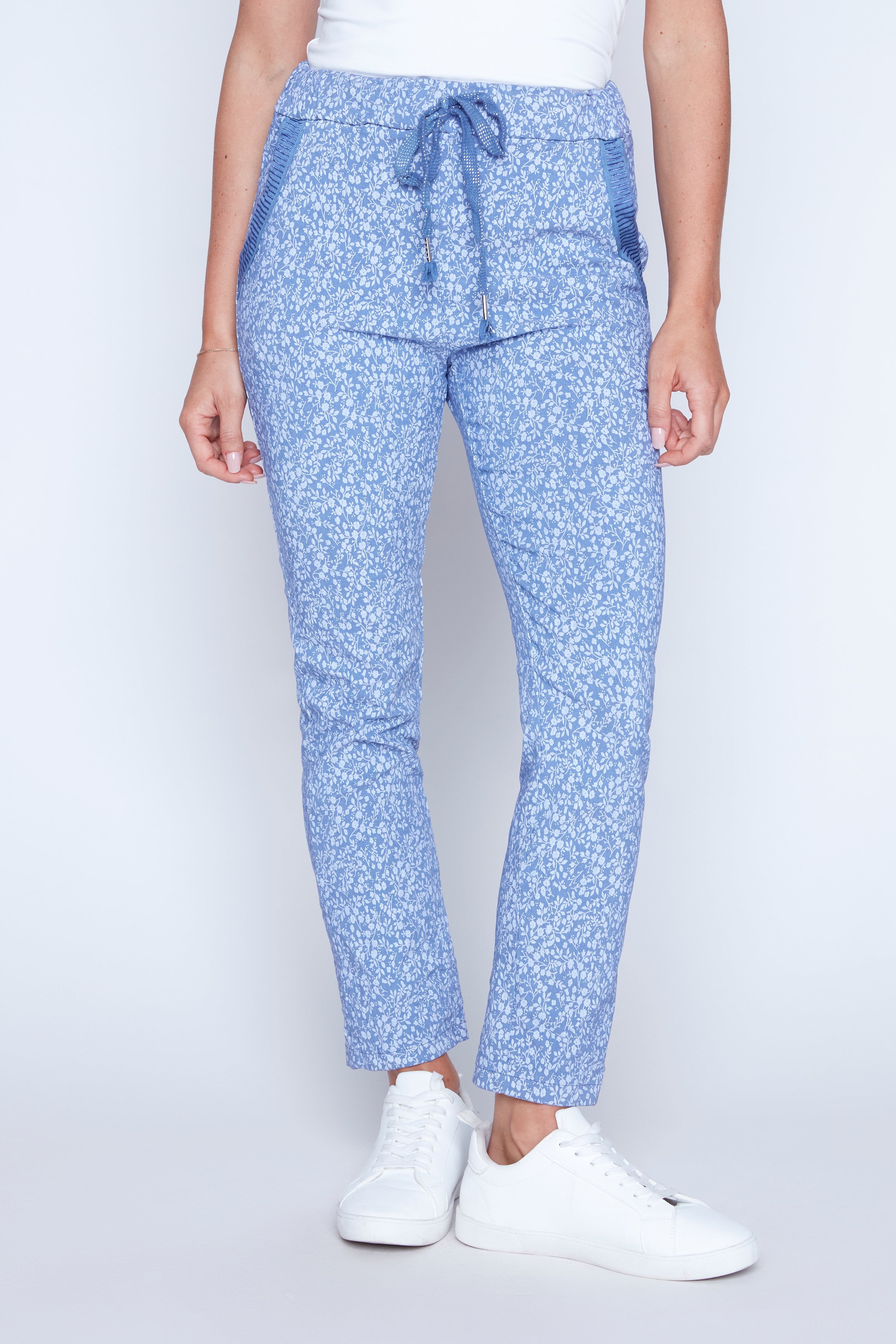 Daisy print crinkle pant