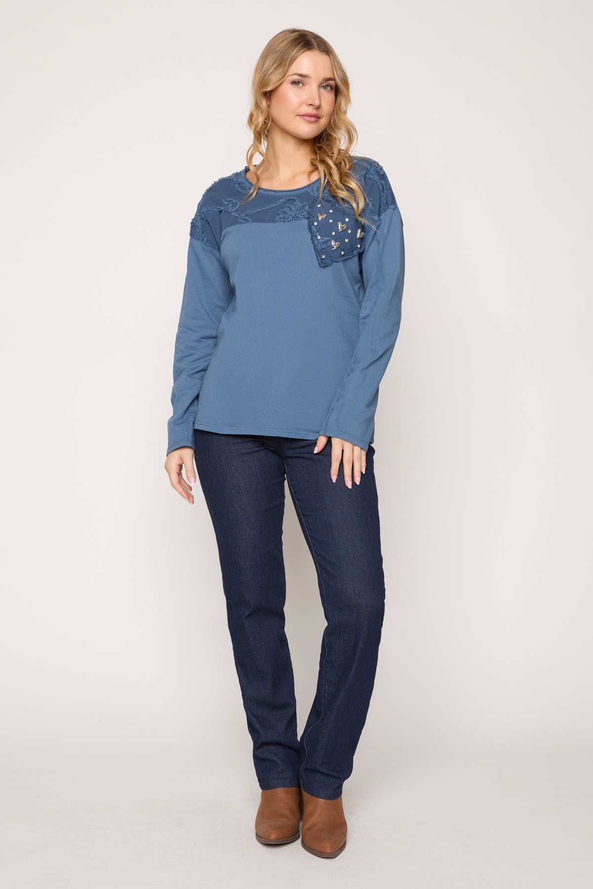 #Color_DENIM