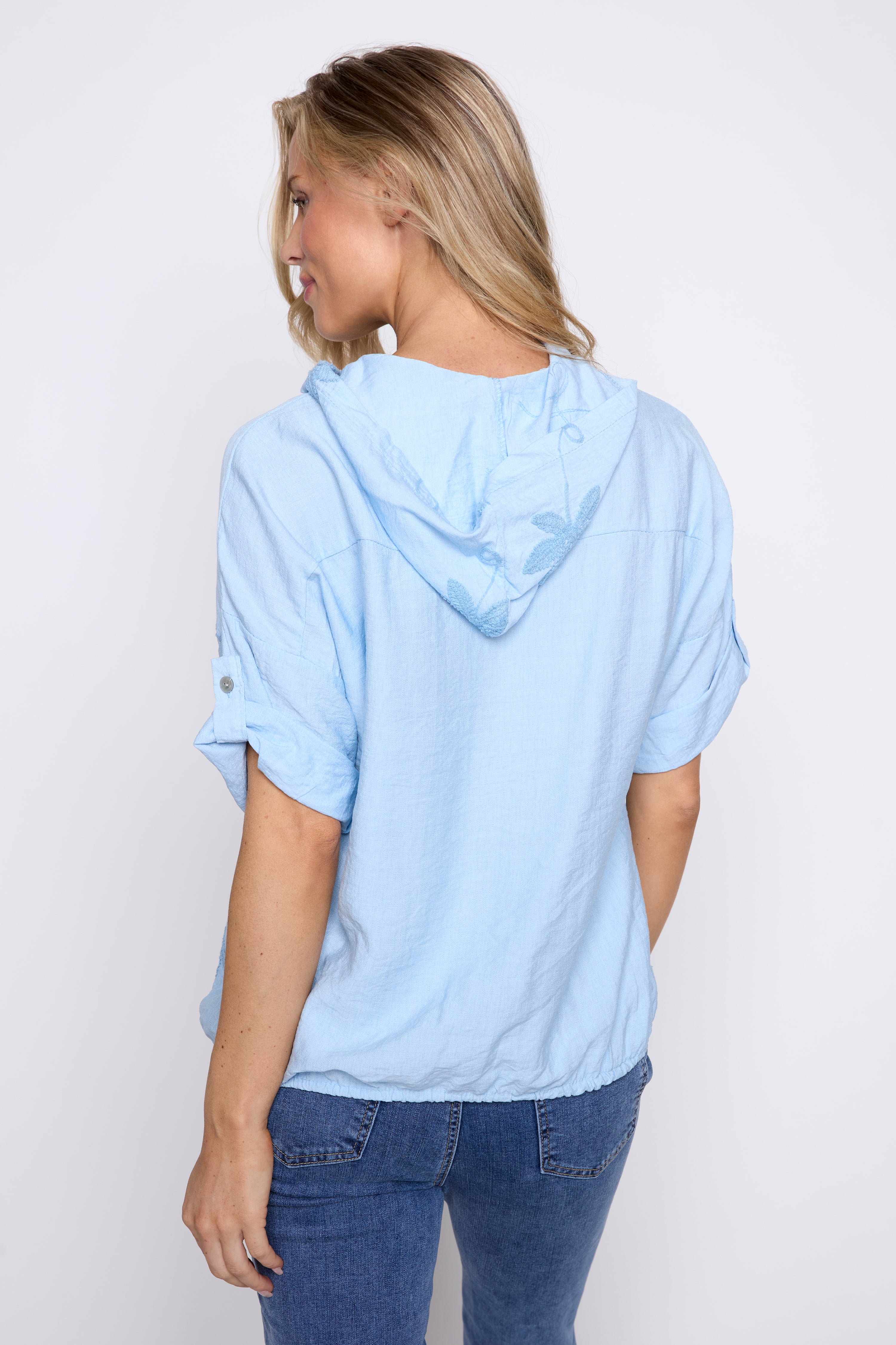 Leaf embroidery hooded blouse