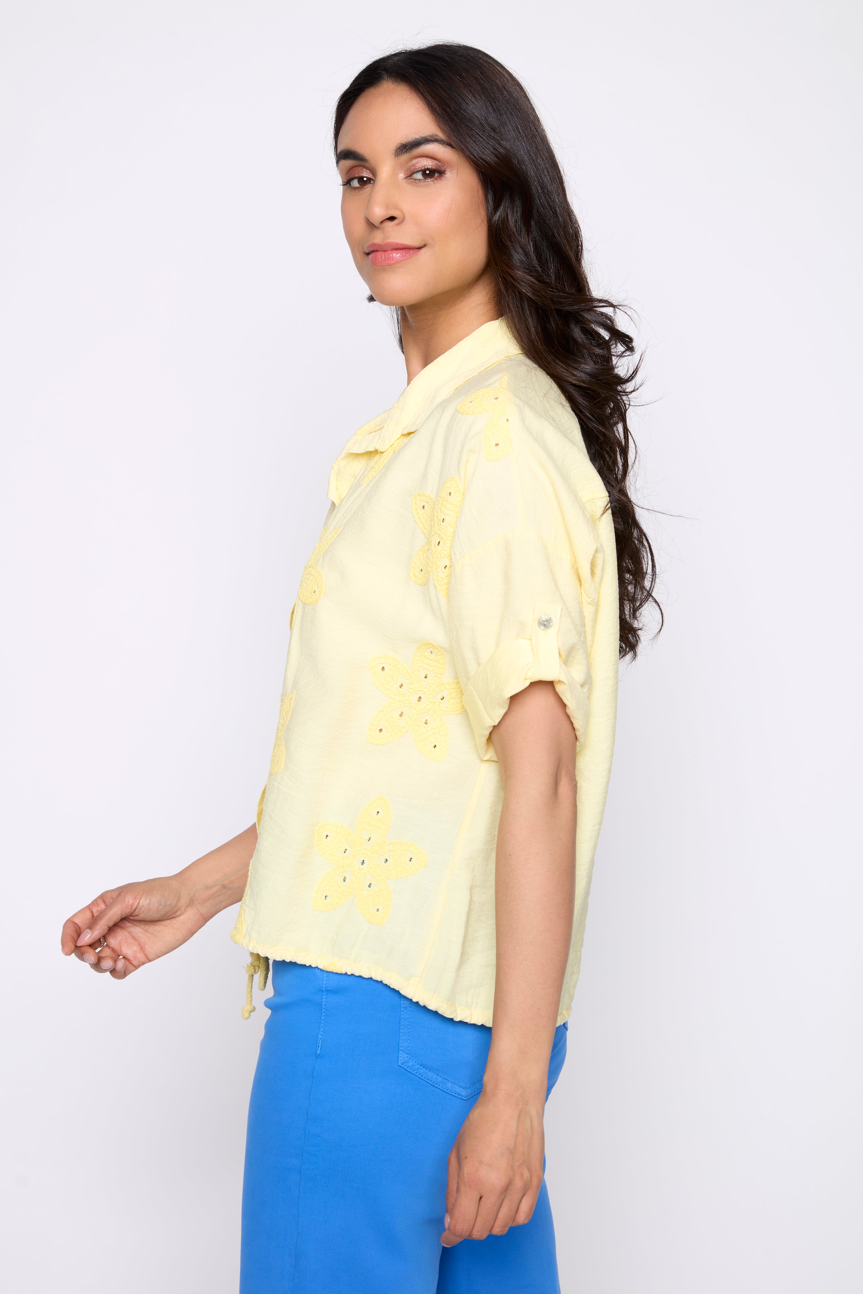 Floral embroidery blouse