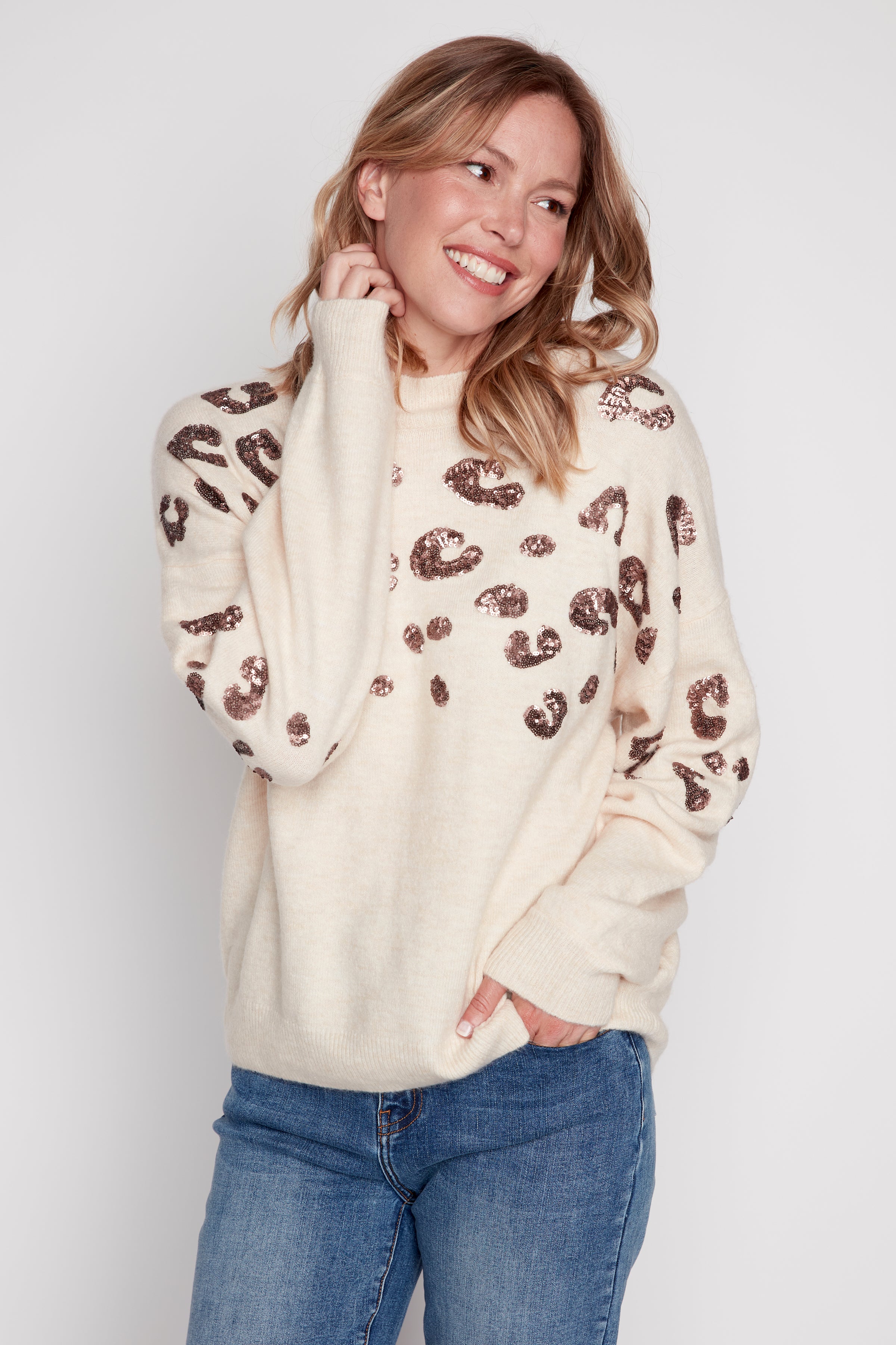 Animal sequin design sweater