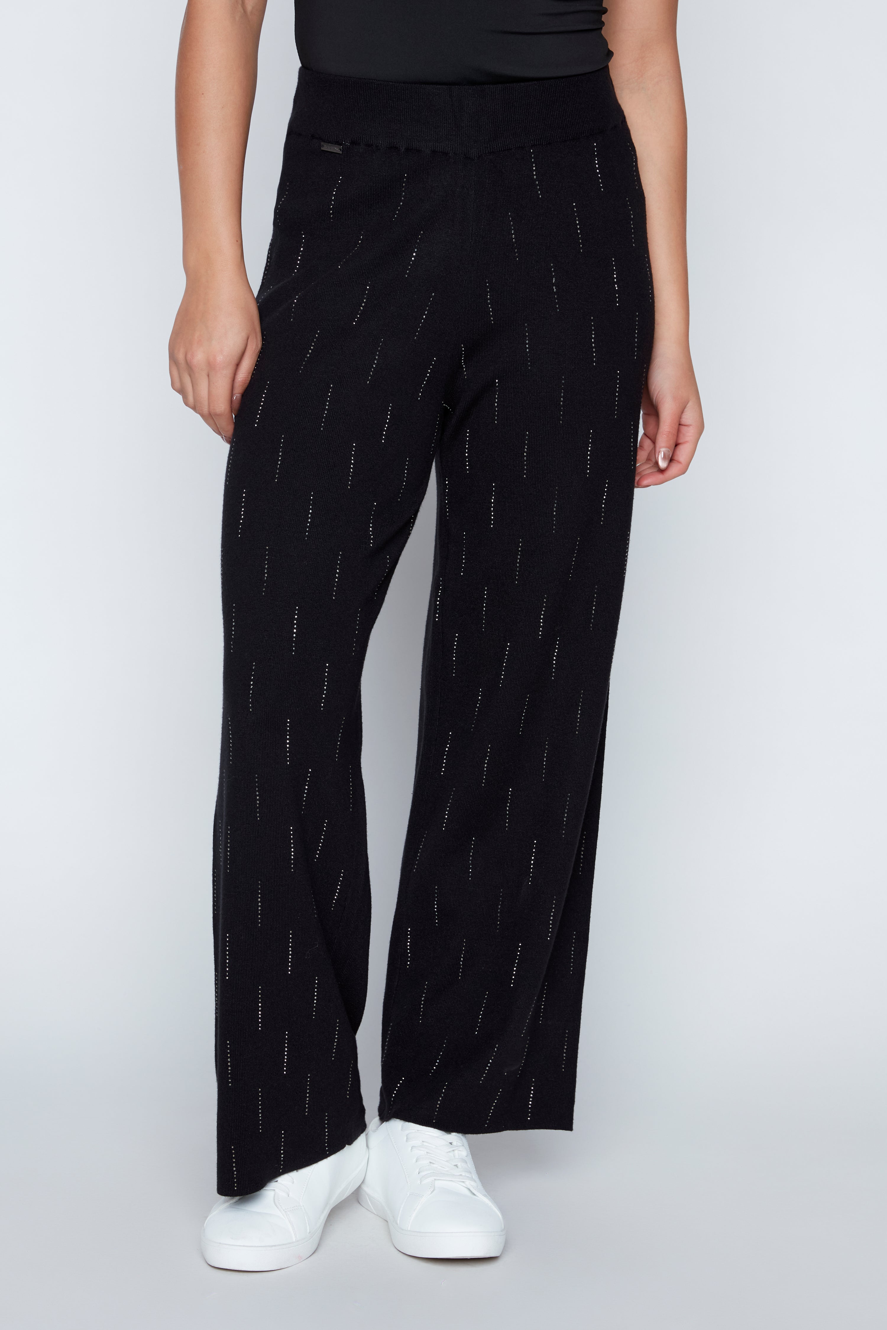 Le pantalon jambe large avec détails en strass