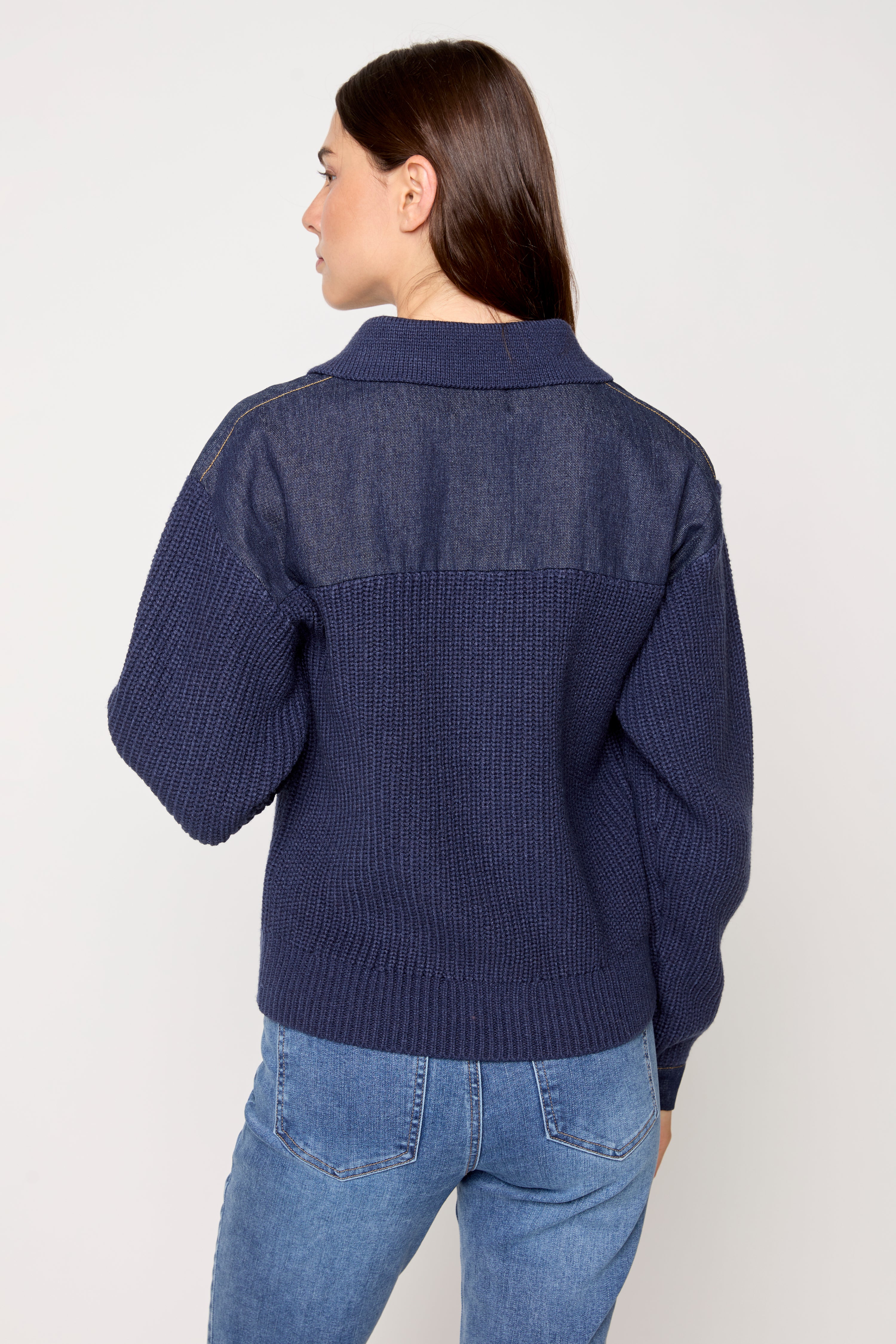 #color_NAVY