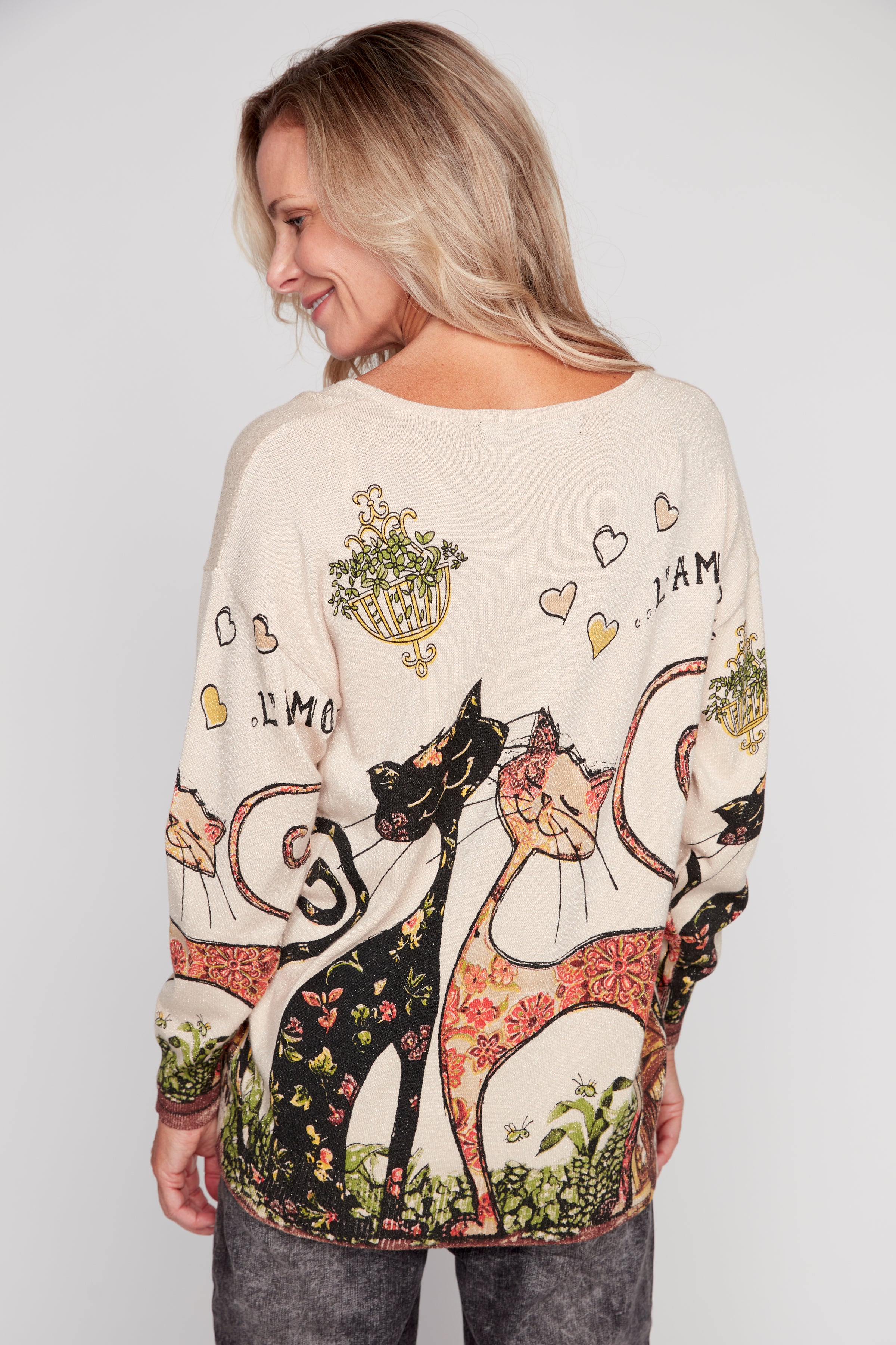 Le pull chats amour