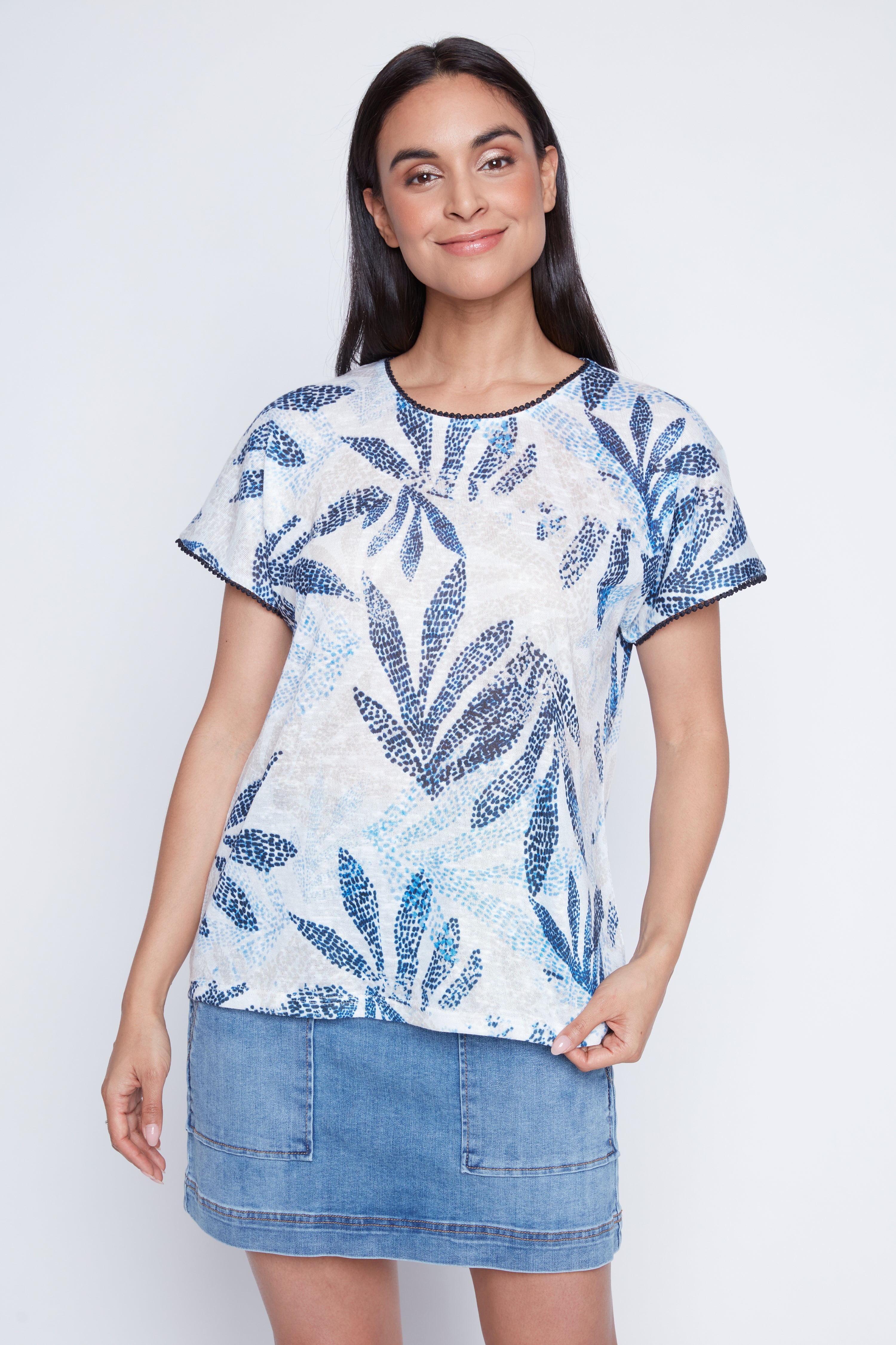 Leaves design top