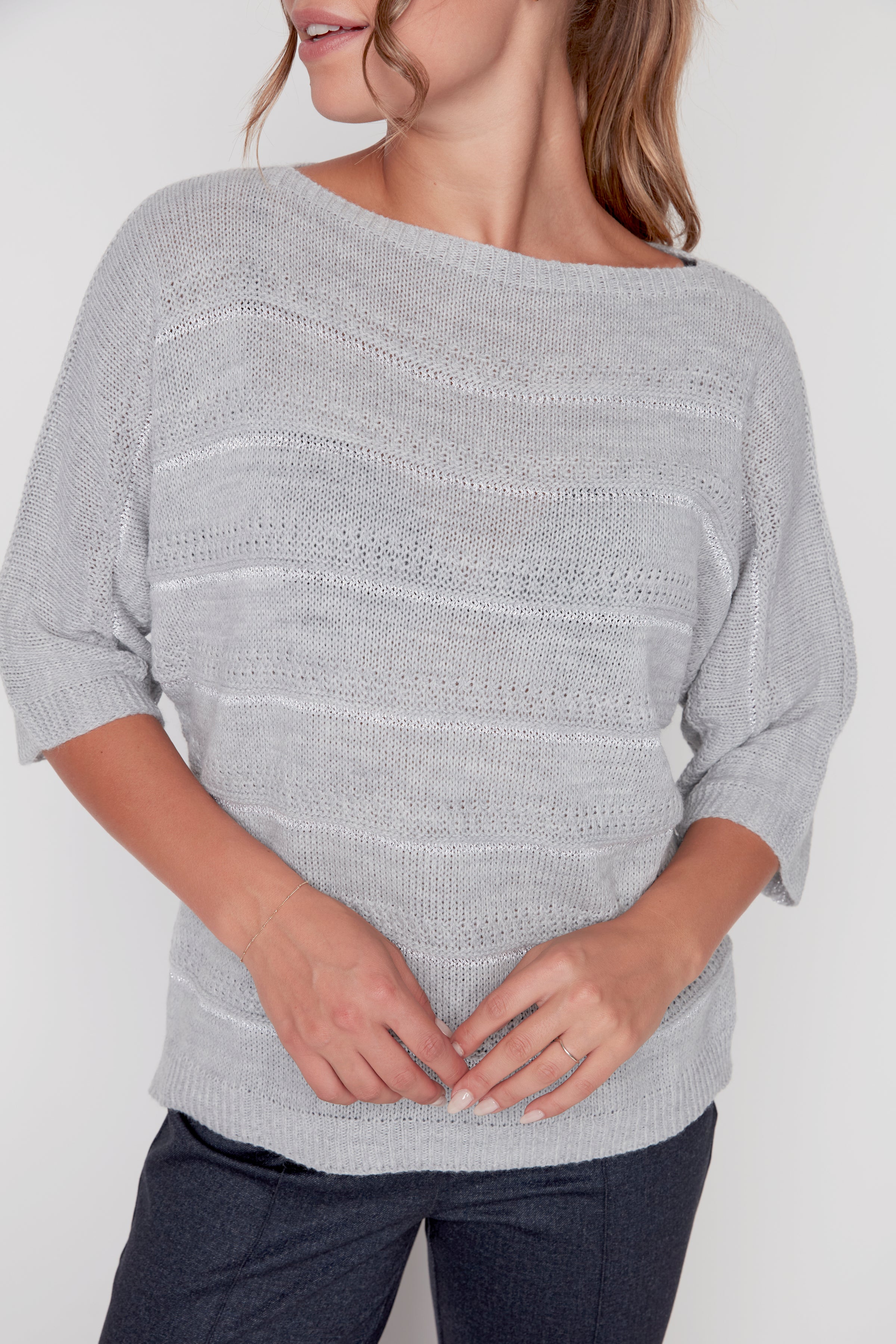 Le pull à manches dolman avec lurex