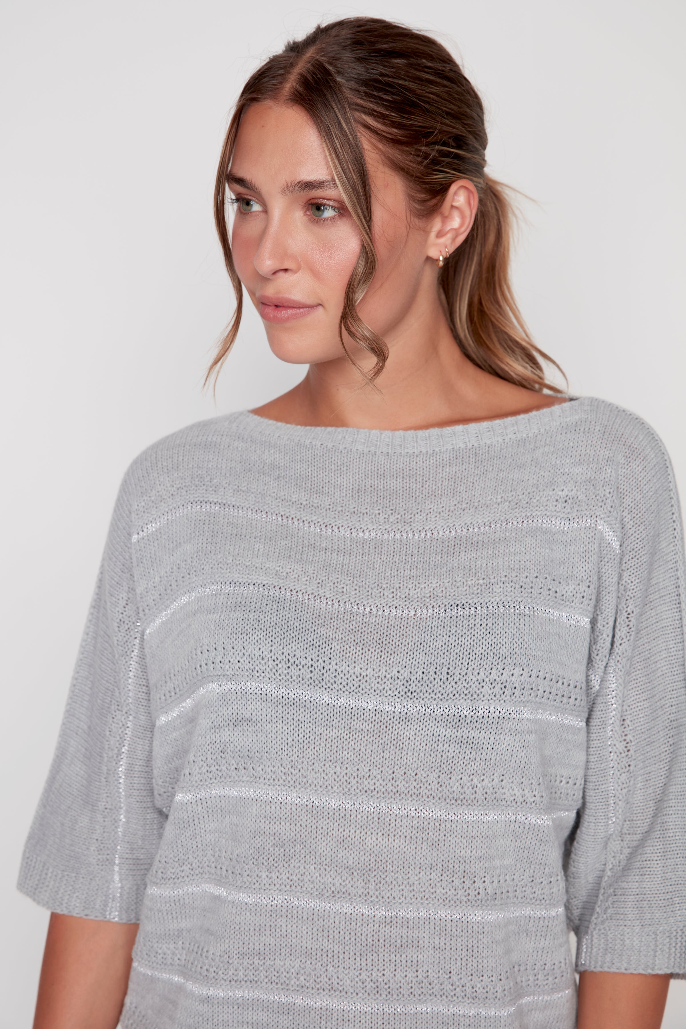 Le pull à manches dolman avec lurex