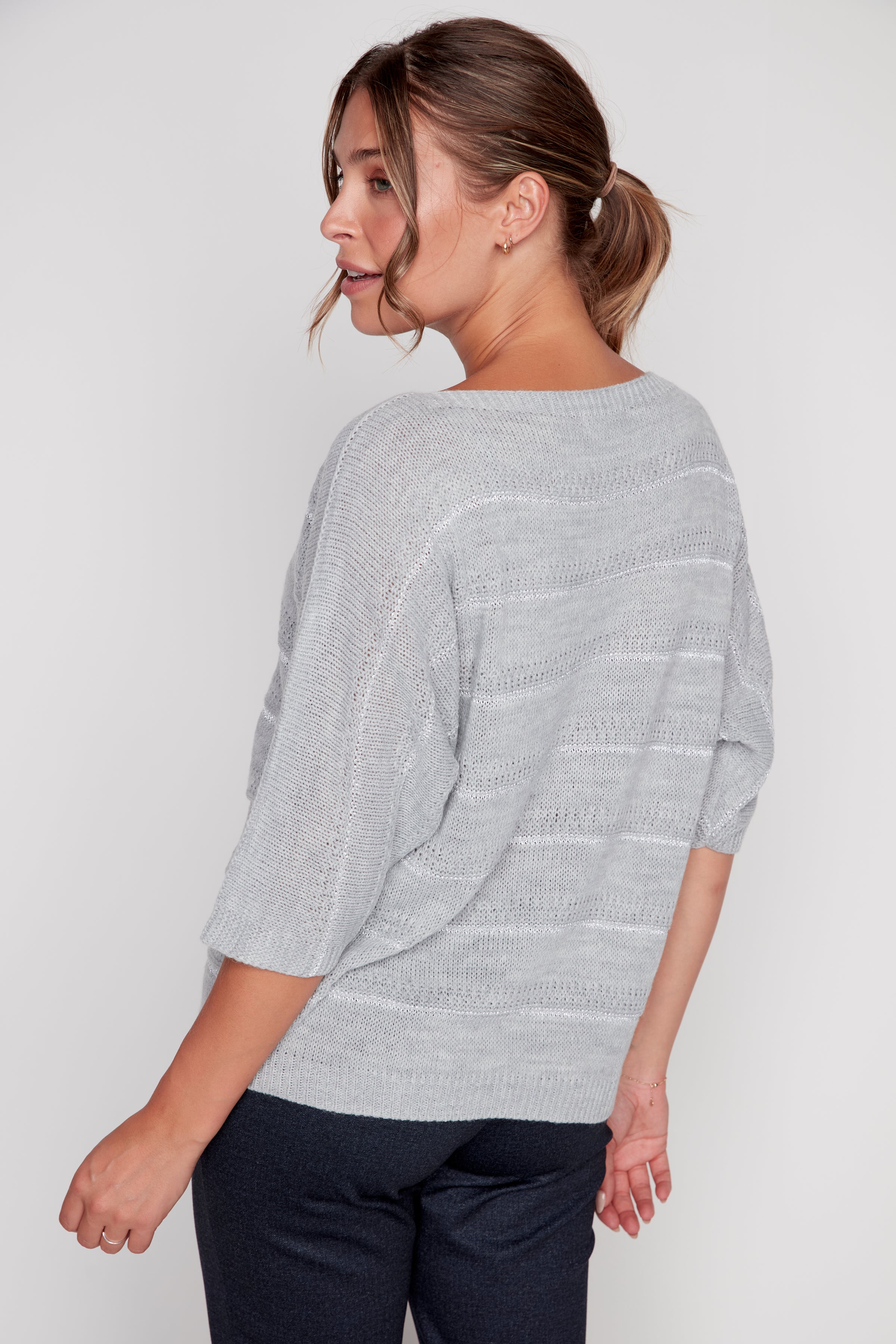 Le pull à manches dolman avec lurex