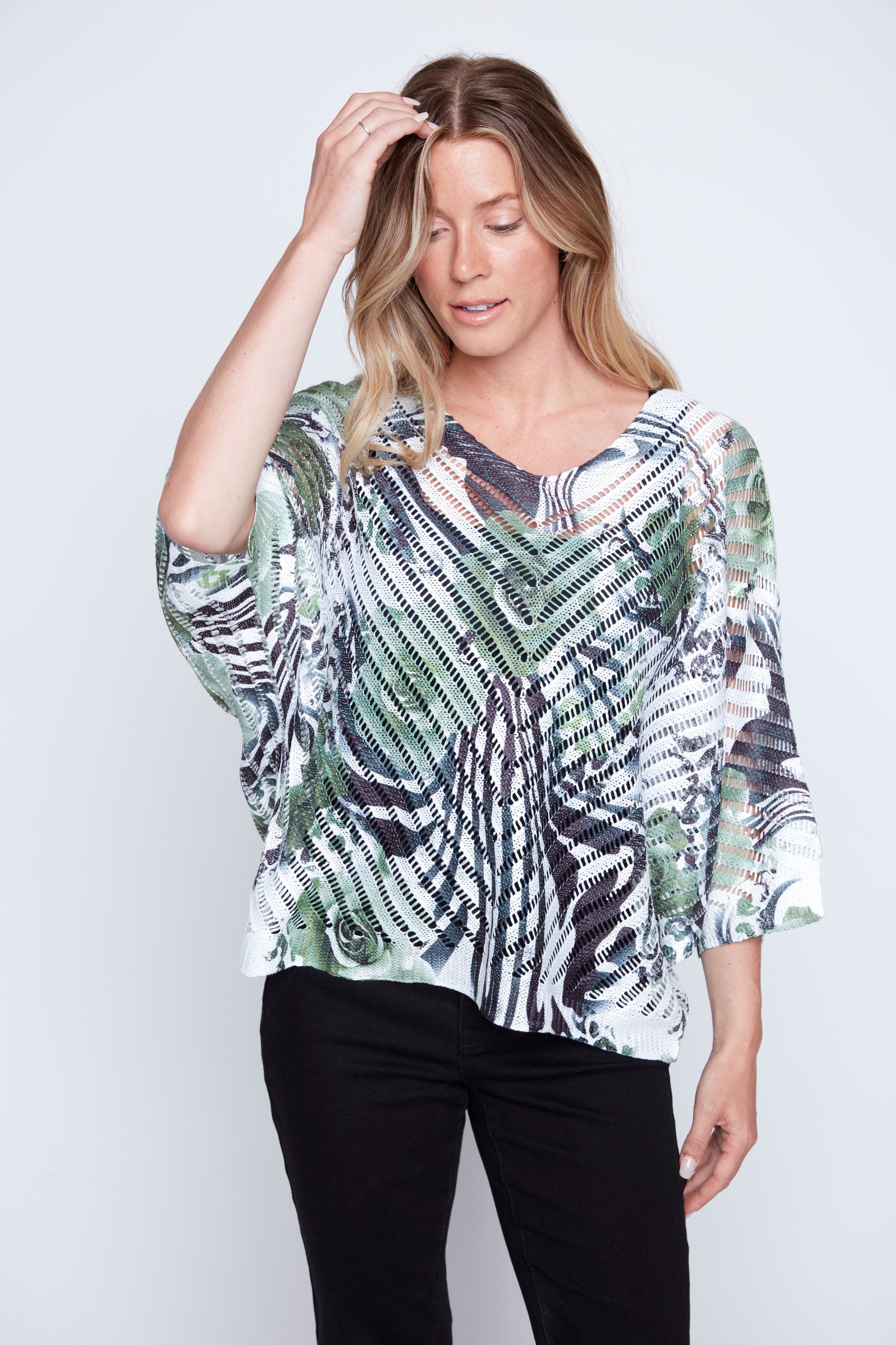 Animal roses print crochet top