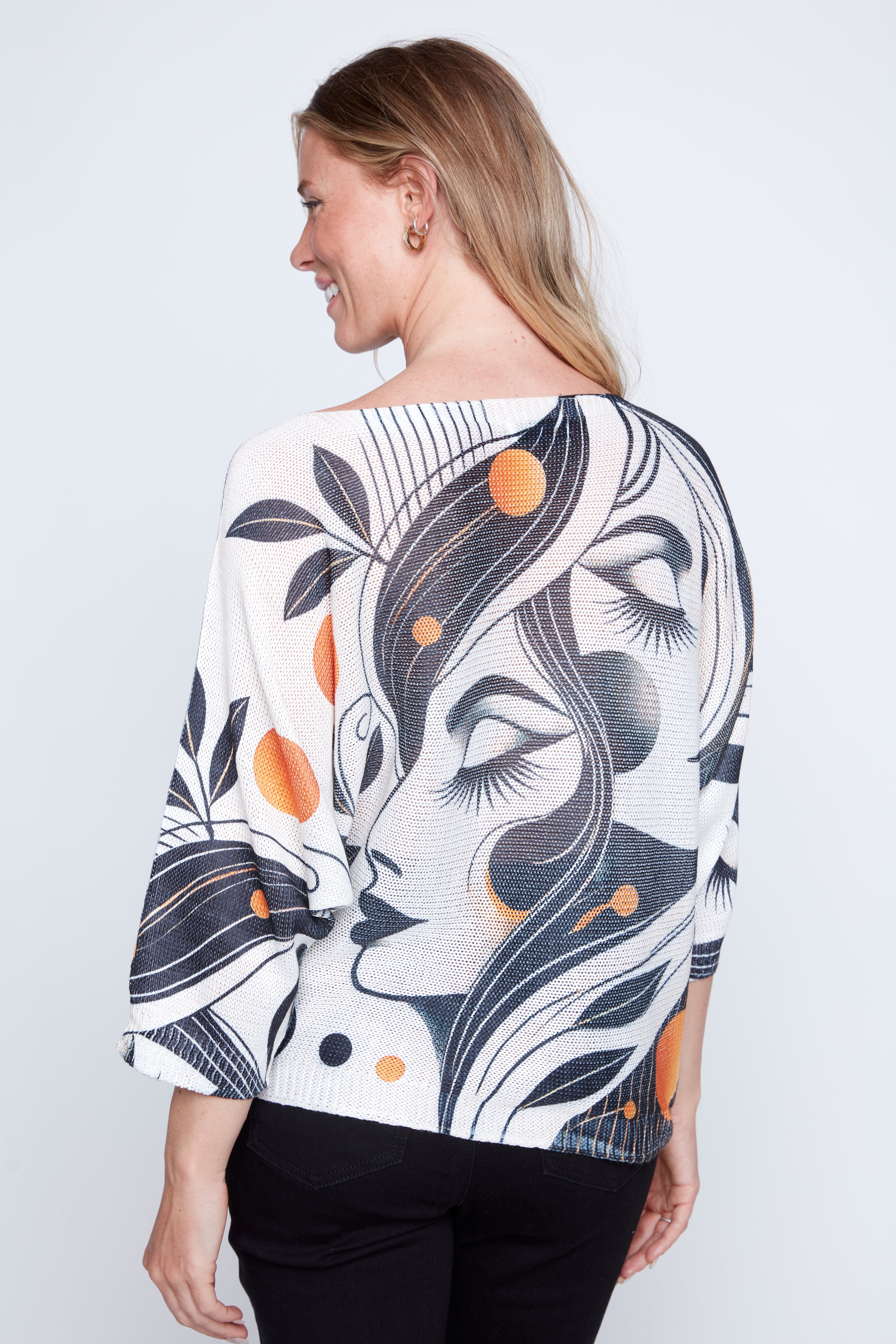 Le pull à imprimé portrait