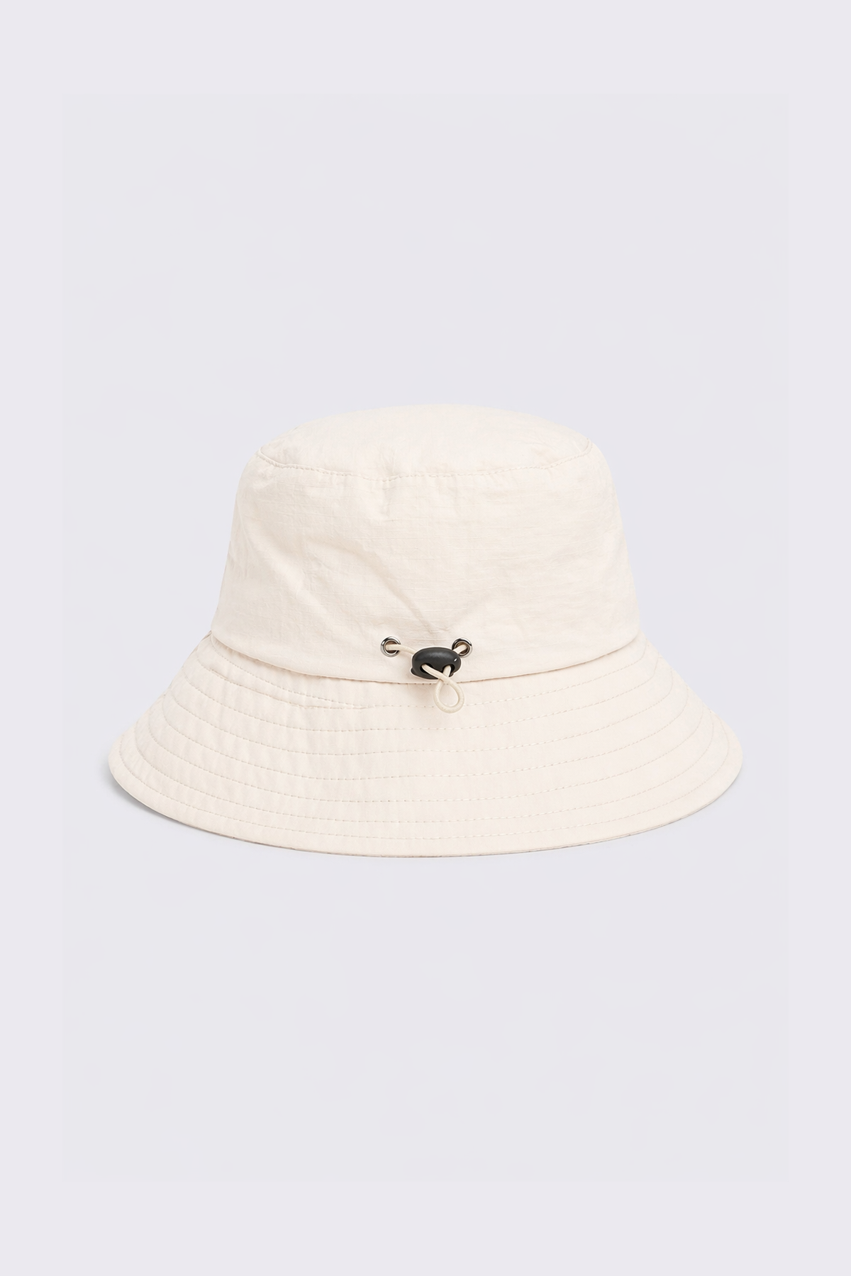 Le chapeau de soleil safari avec cordon