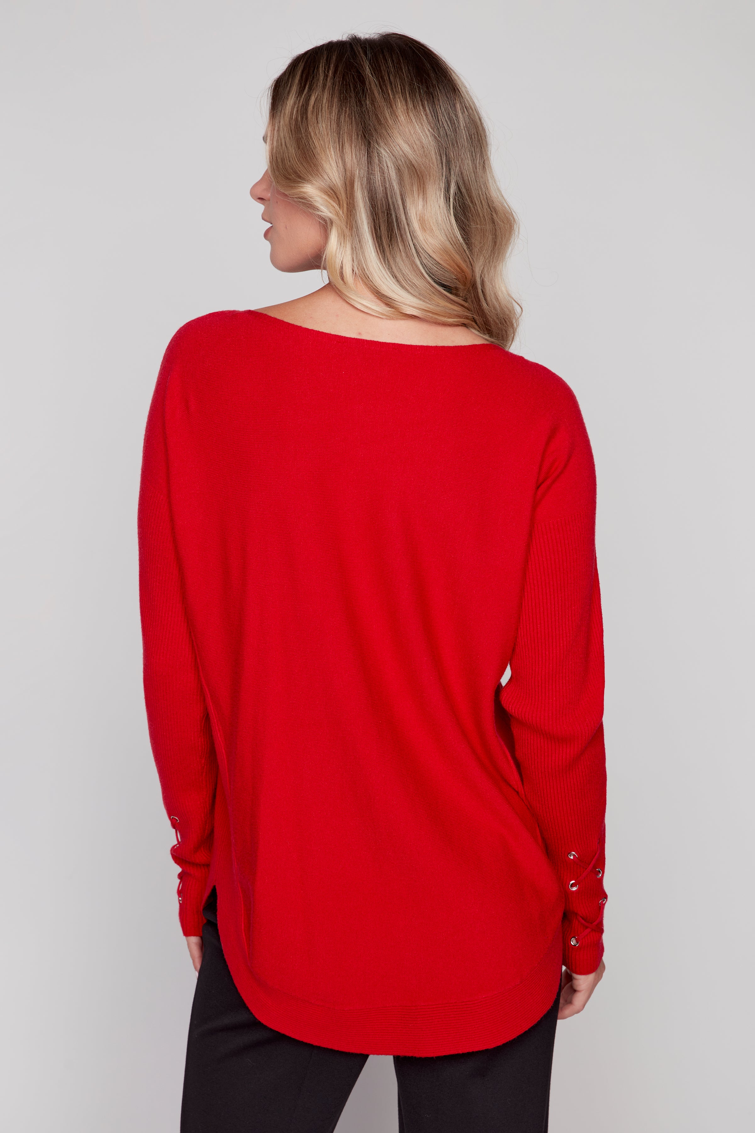 Solid tunic with pockets