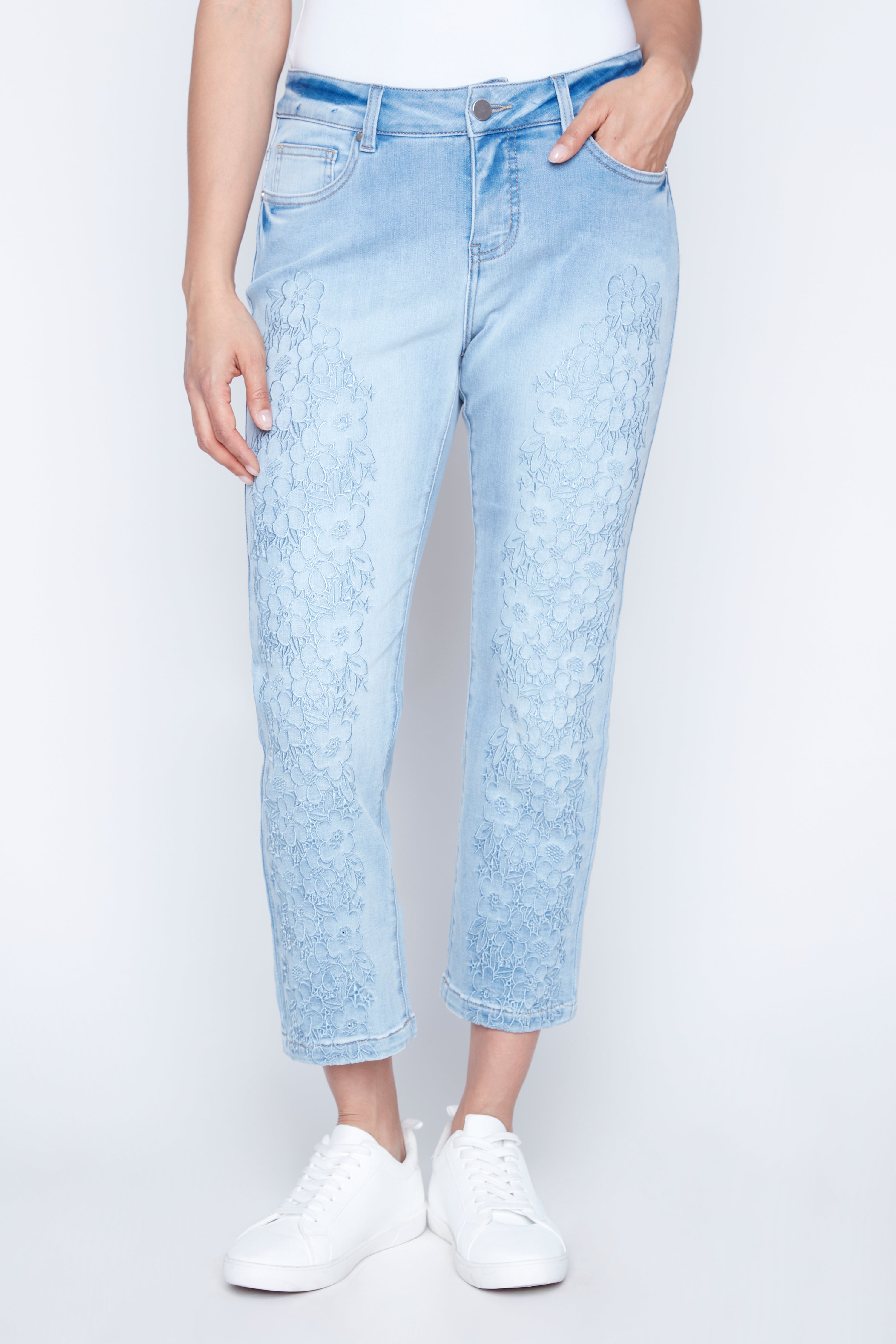 Tonal embroidery denim capri