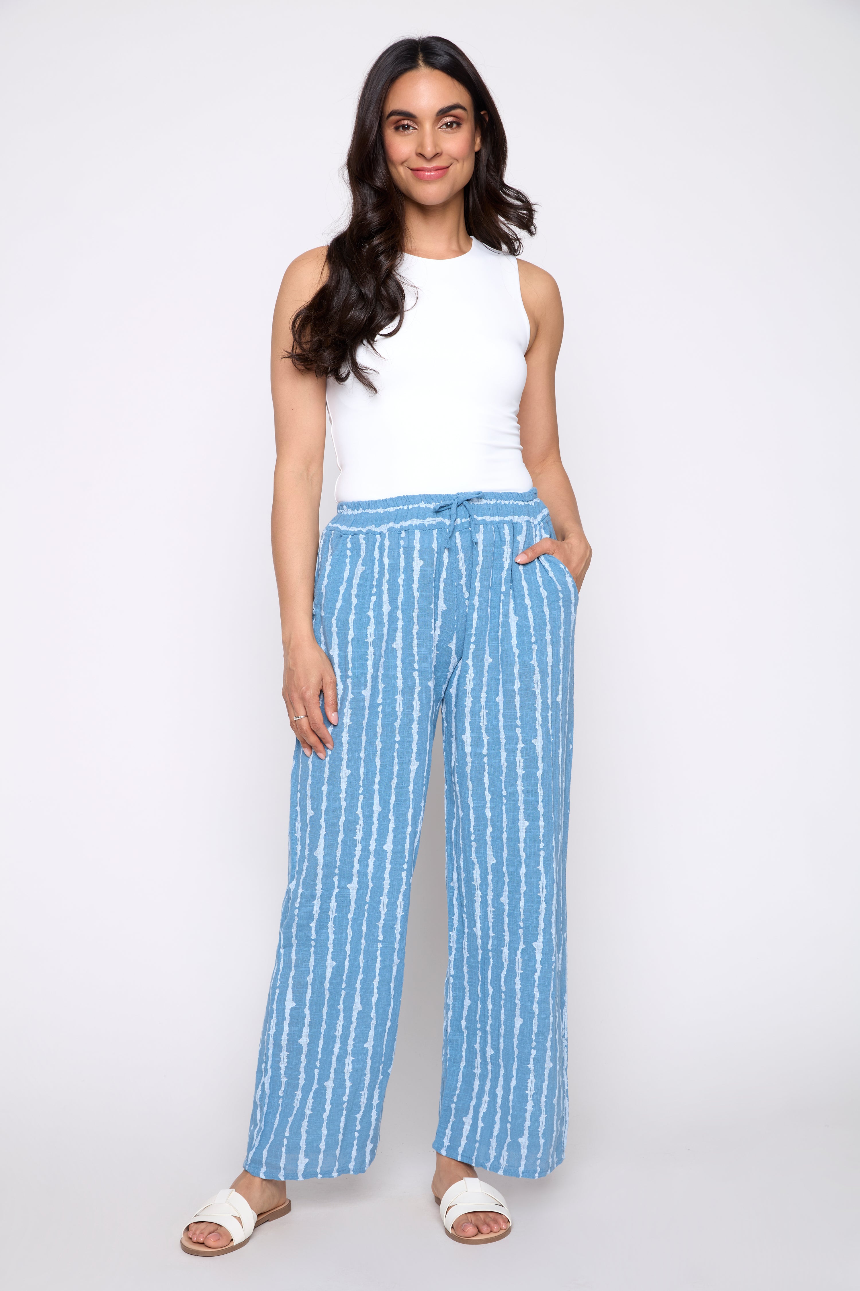 Le pantalon à rayures